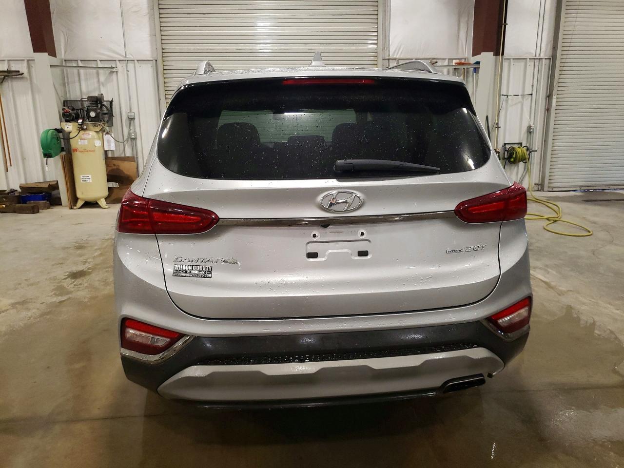 2020 Hyundai Santa Fe Limited 2.0t Silver vin: 5NMS5CAA8LH256944