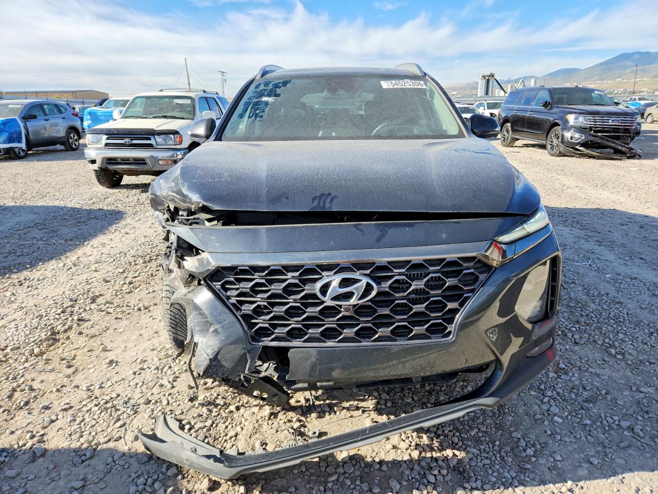 2020 Hyundai Santa Fe Limited 2.0t Gray vin: 5NMS5CAA9LH209521