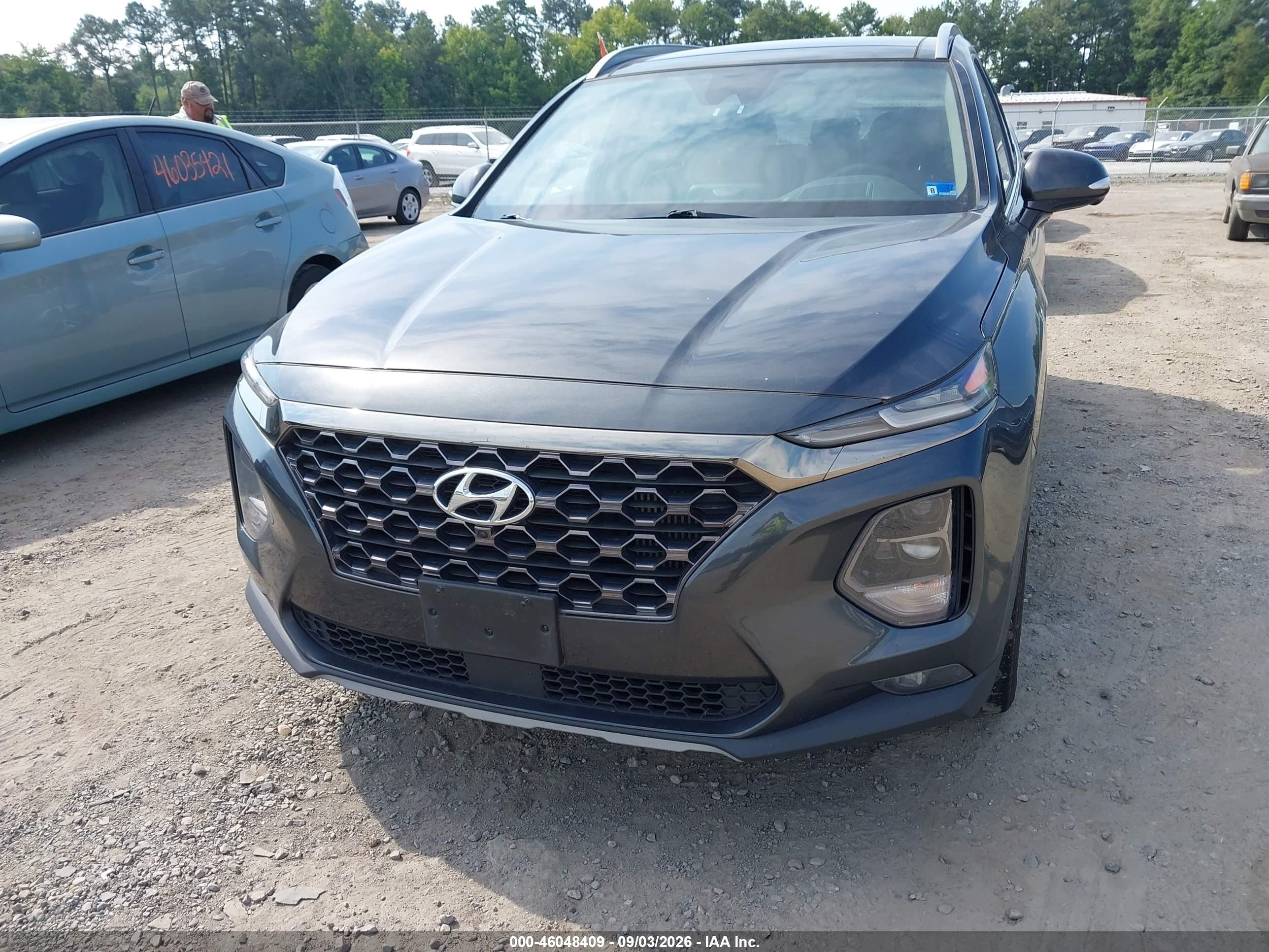 2020 Hyundai Santa Fe Limited 2.0t Gray vin: 5NMS5CAAXLH288231