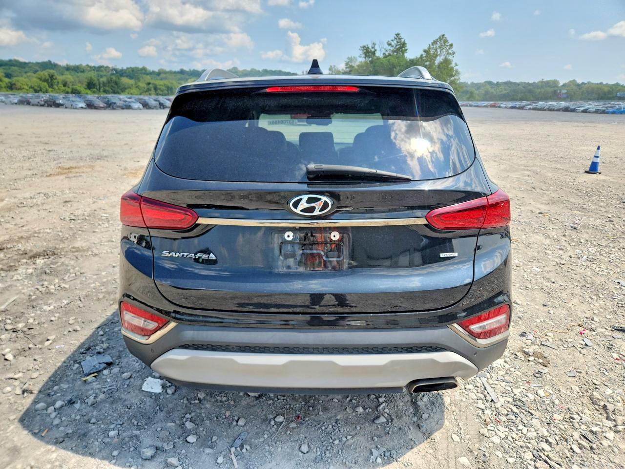 2020 Hyundai Santa Fe Limited Black vin: 5NMS5CAD5LH198057