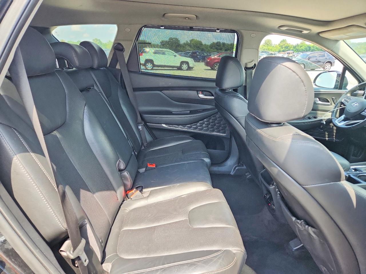 2020 Hyundai Santa Fe Limited Black vin: 5NMS5CAD5LH198057