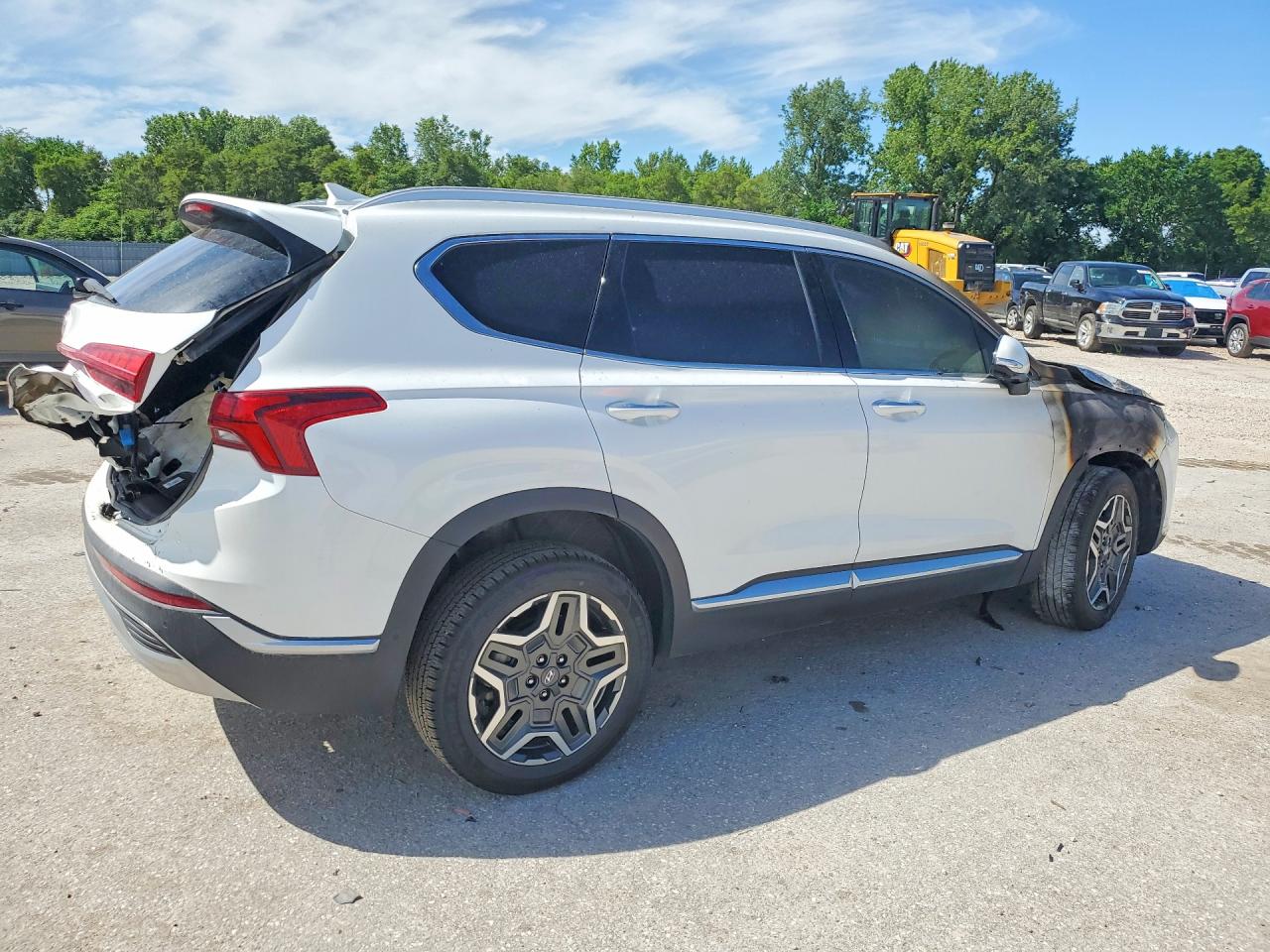 2023 Hyundai Santa Fe Limited White vin: 5NMS5DA13PH013344