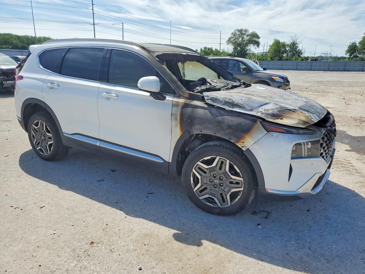2023 Hyundai Santa Fe Limited White vin: 5NMS5DA13PH013344