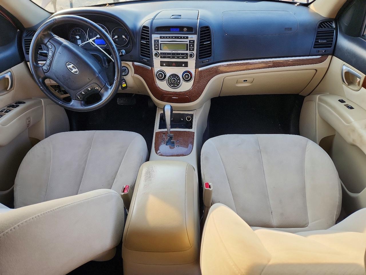 2008 Hyundai Santa Fe Red vin: 5NMSG13D08H173215
