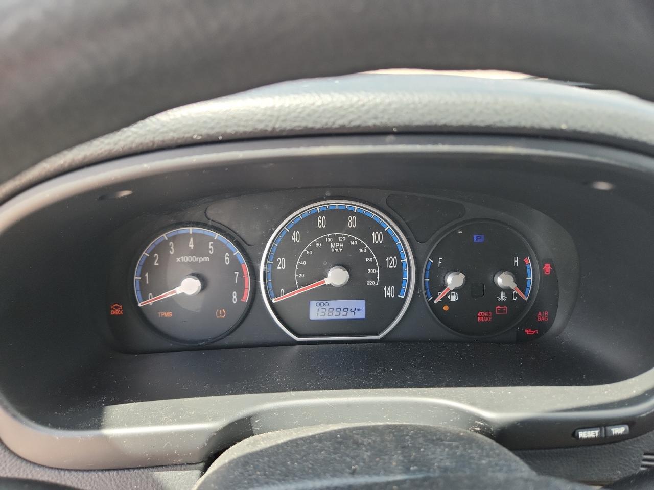2009 Hyundai Santa Fe Gls Burgundy vin: 5NMSG13D09H247069