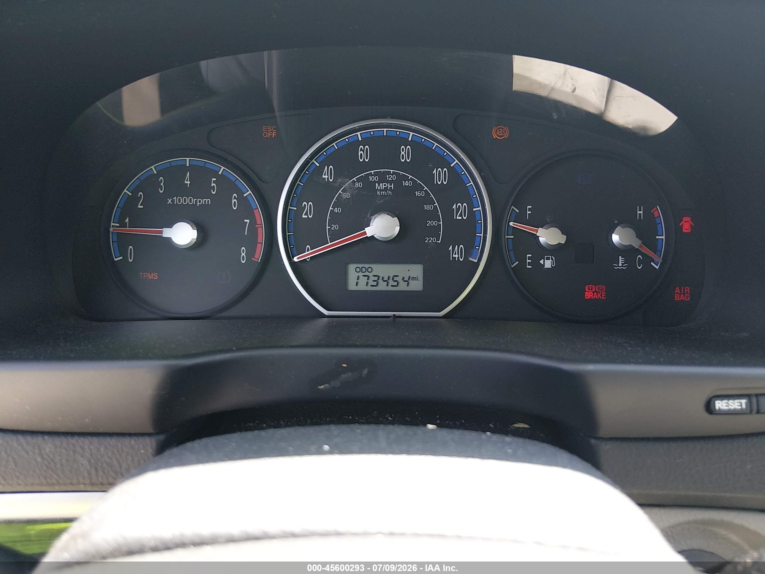 2009 Hyundai Santa Fe Gls Silver vin: 5NMSG13D09H330601