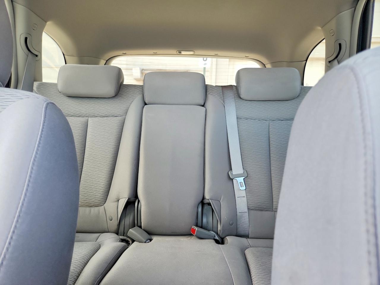 2008 Hyundai Santa Fe Gls Silver vin: 5NMSG13D28H159087