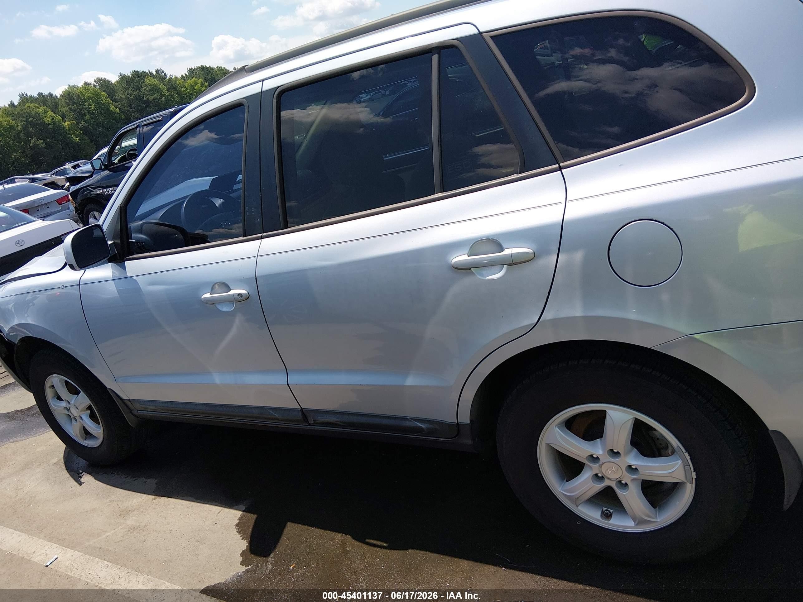 2008 Hyundai Santa Fe Gls Silver vin: 5NMSG13D28H227615