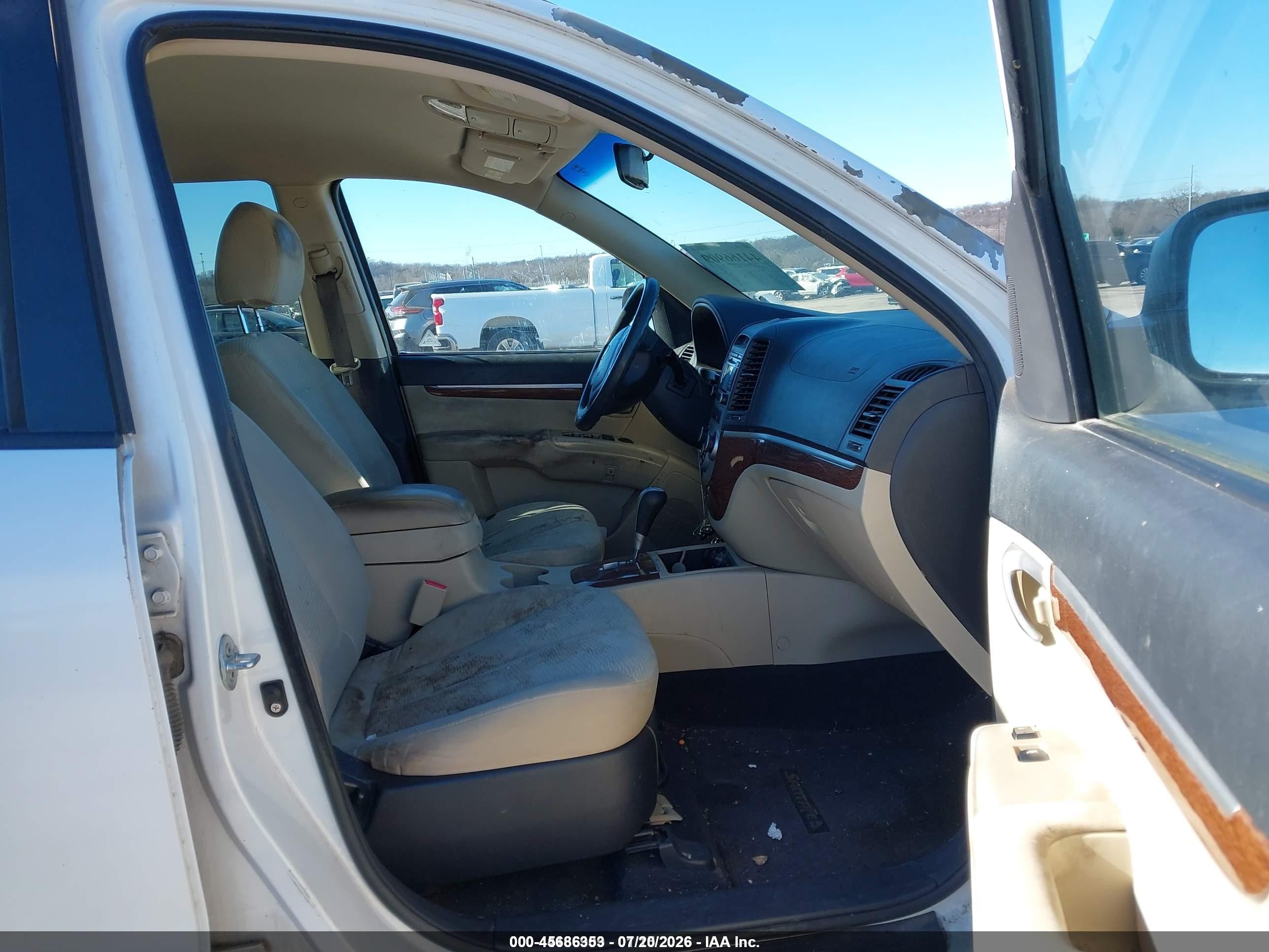 2009 Hyundai Santa Fe Gls White vin: 5NMSG13D29H258462