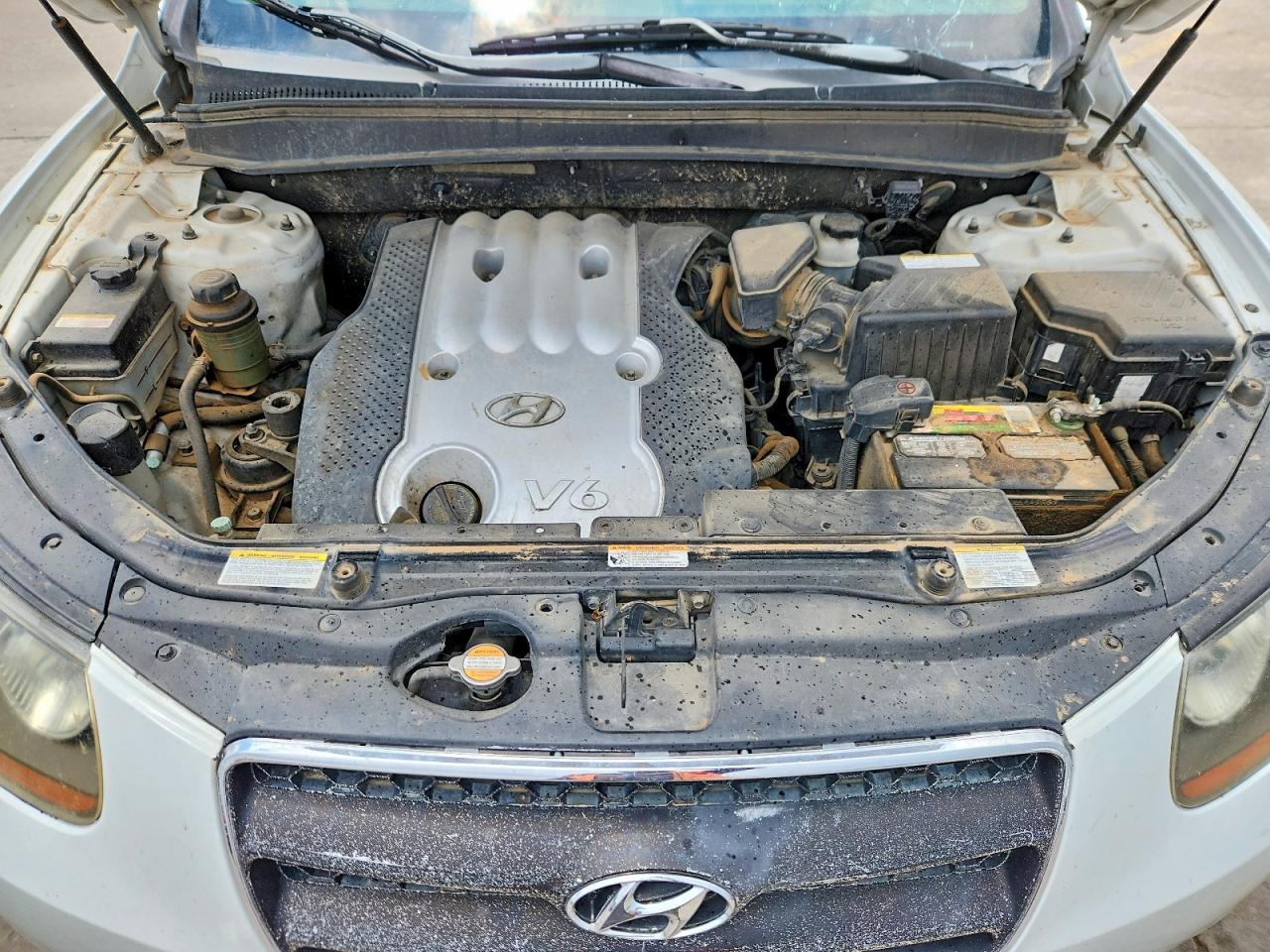 2007 Hyundai Santa Fe Gls White vin: 5NMSG13D37H067677