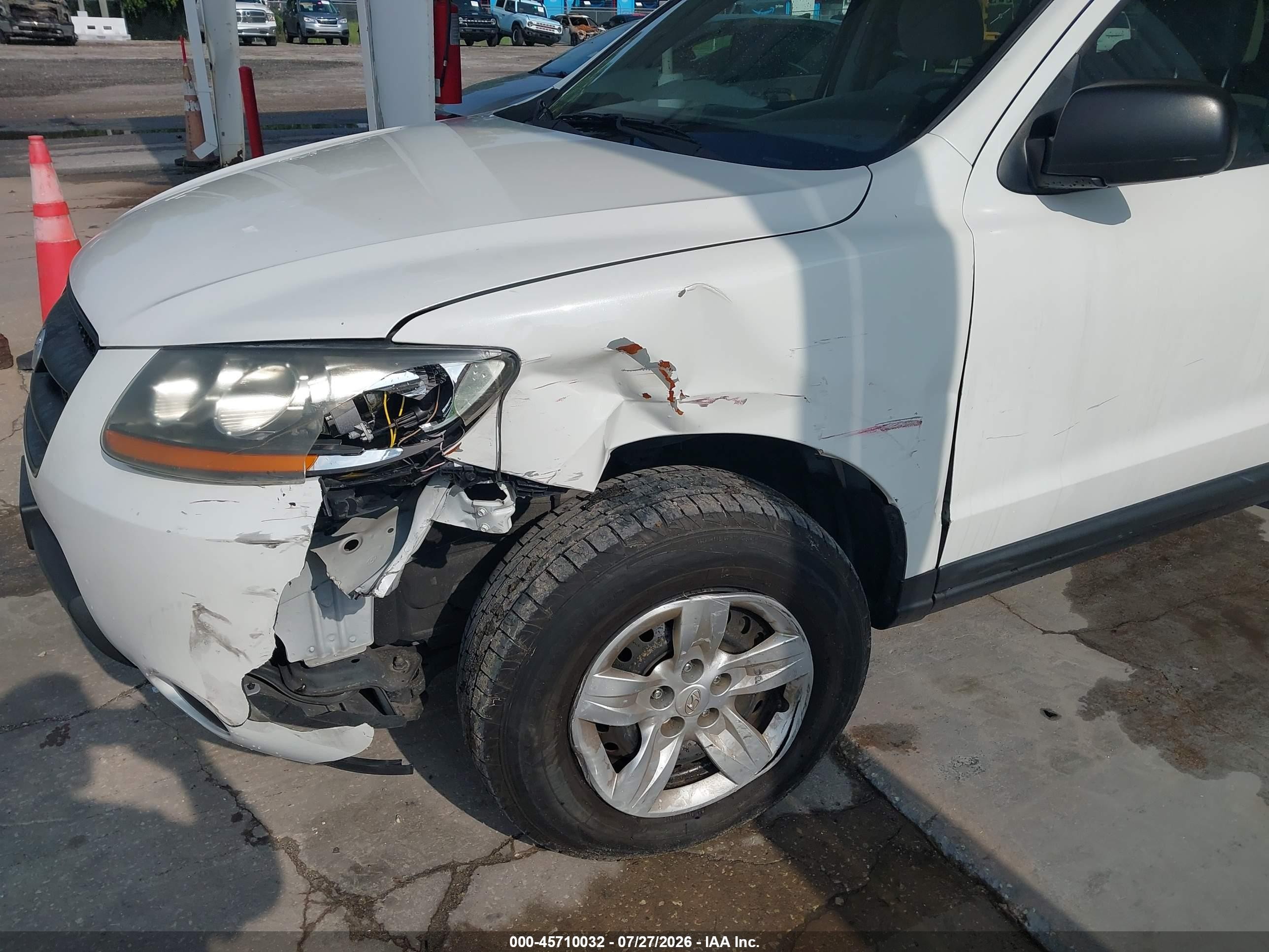 2009 Hyundai Santa Fe Gls White vin: 5NMSG13D39H248121