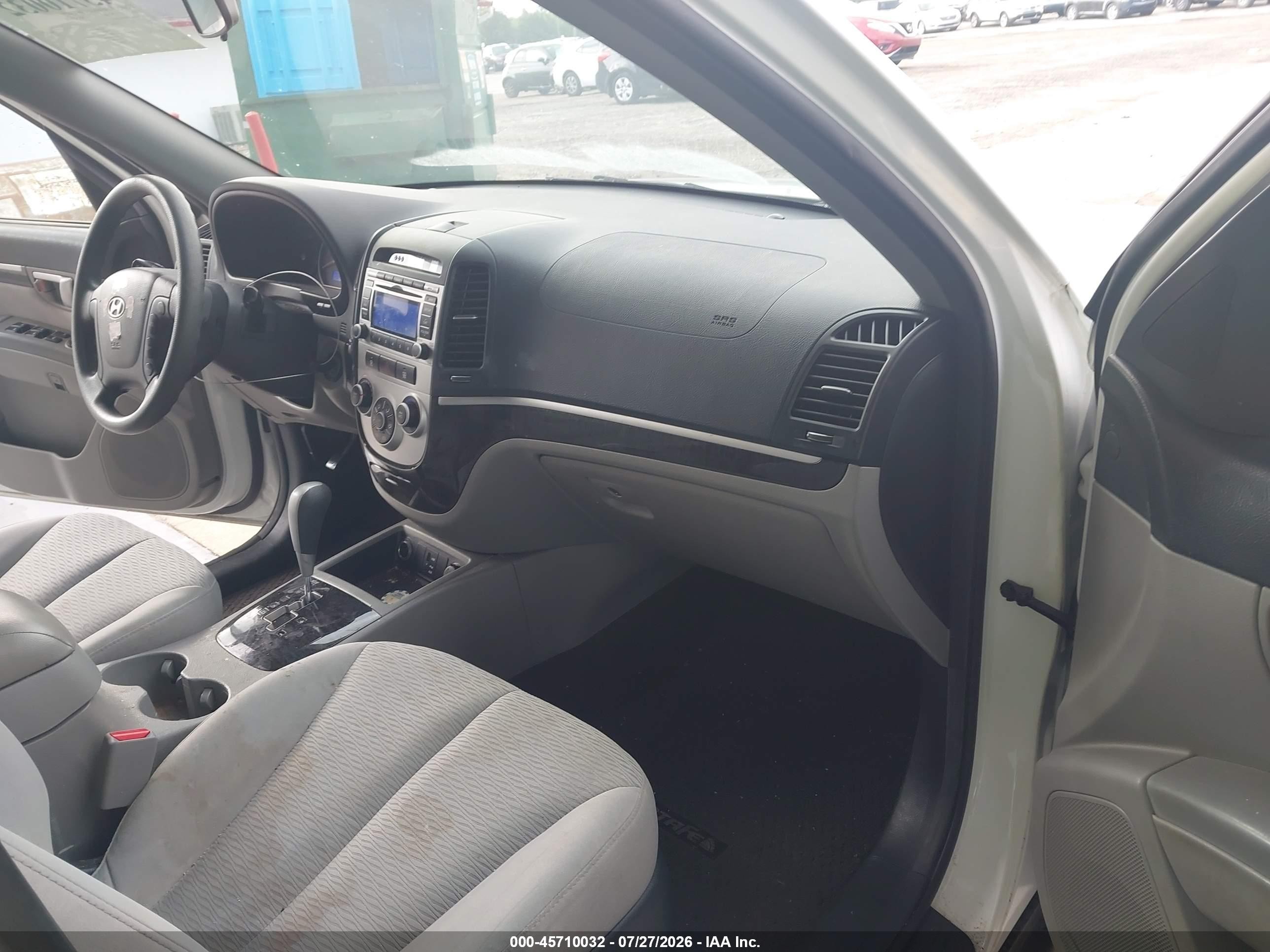 2009 Hyundai Santa Fe Gls White vin: 5NMSG13D39H248121