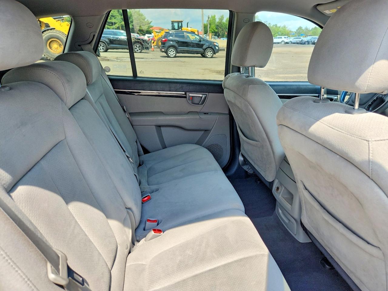 2009 Hyundai Santa Fe Gls Silver vin: 5NMSG13D39H293706