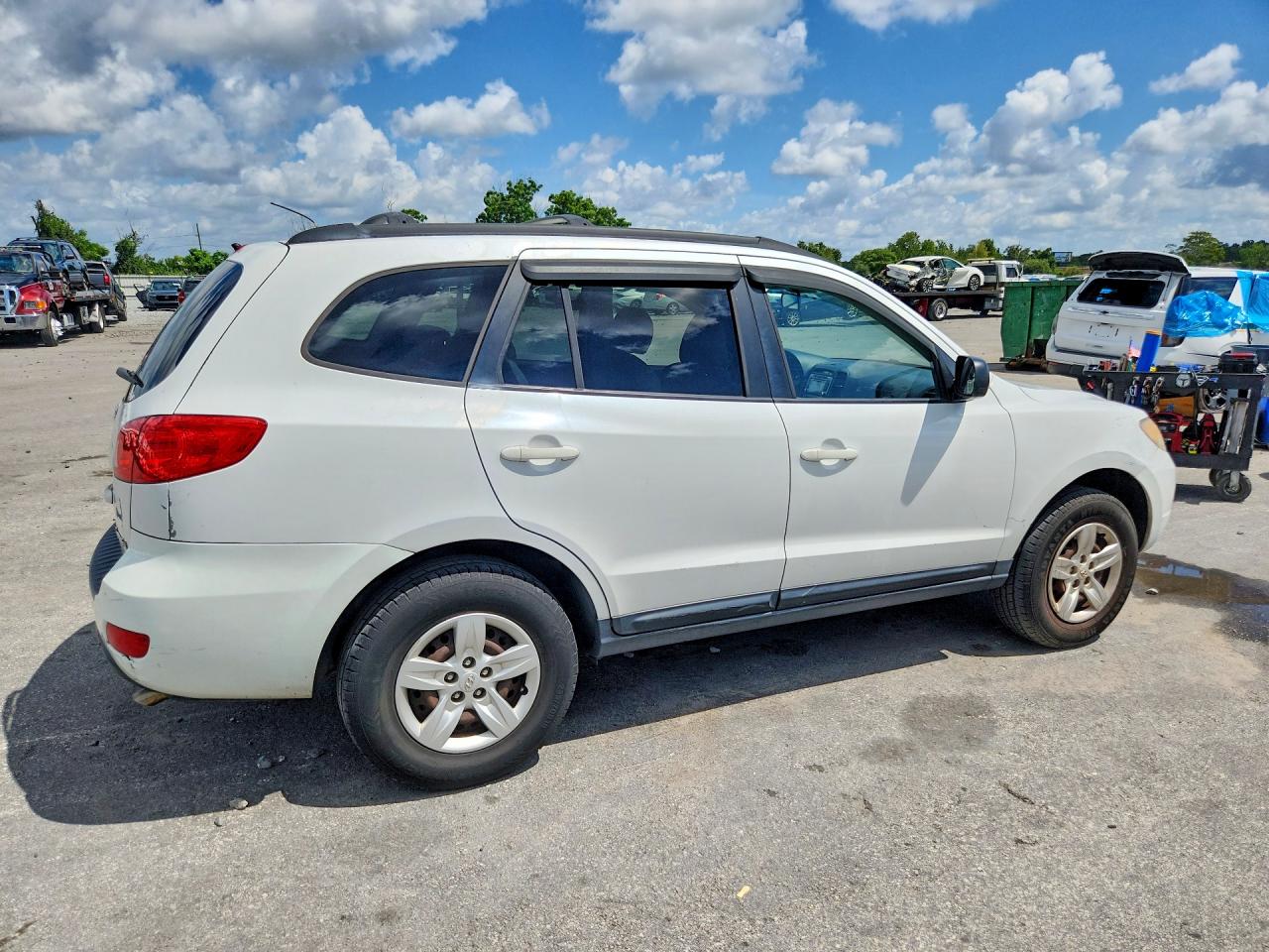 2009 Hyundai Santa Fe Gls White vin: 5NMSG13D39H318233