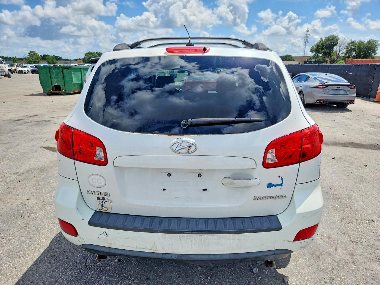 2009 Hyundai Santa Fe Gls White vin: 5NMSG13D39H318233