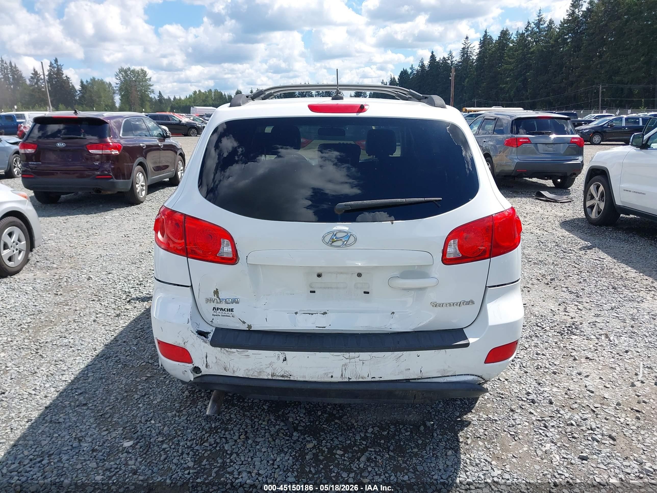 2009 Hyundai Santa Fe Gls White vin: 5NMSG13D49H301702