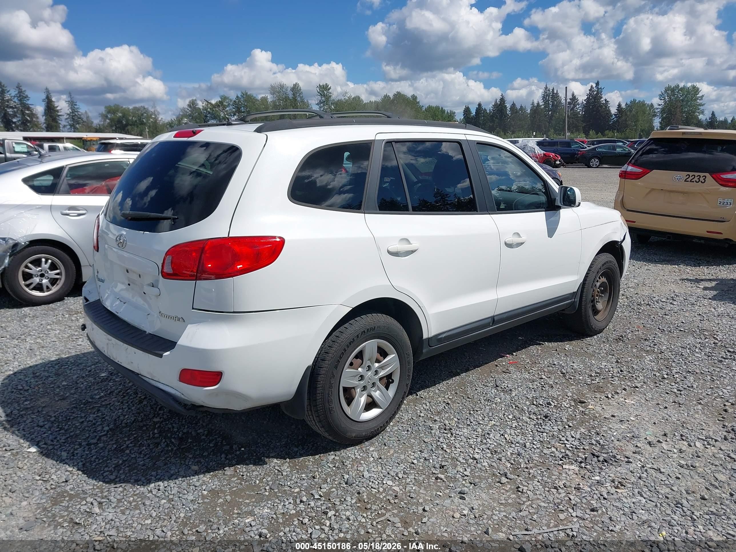 2009 Hyundai Santa Fe Gls White vin: 5NMSG13D49H301702