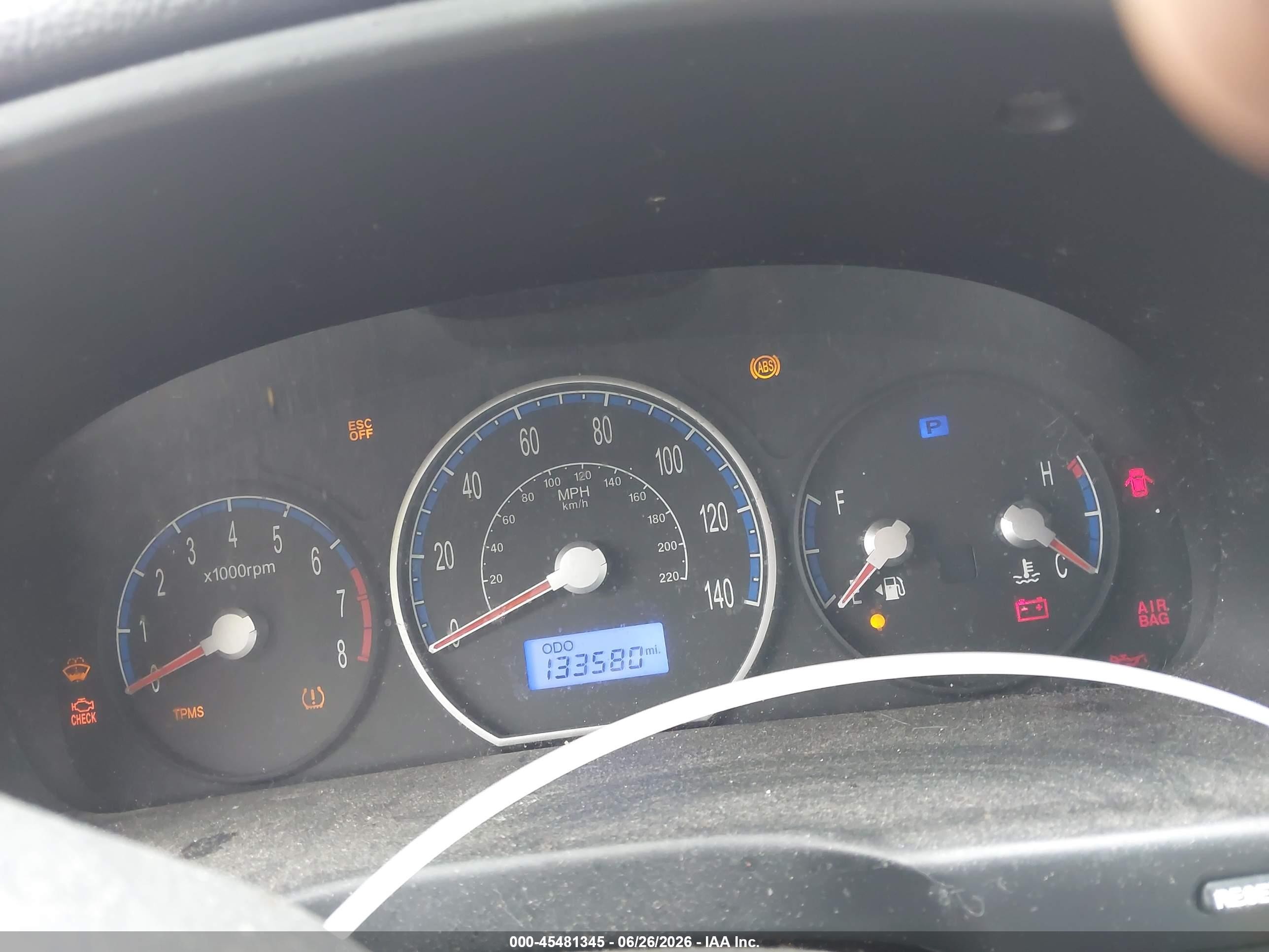 2009 Hyundai Santa Fe Gls Silver vin: 5NMSG13D59H300509