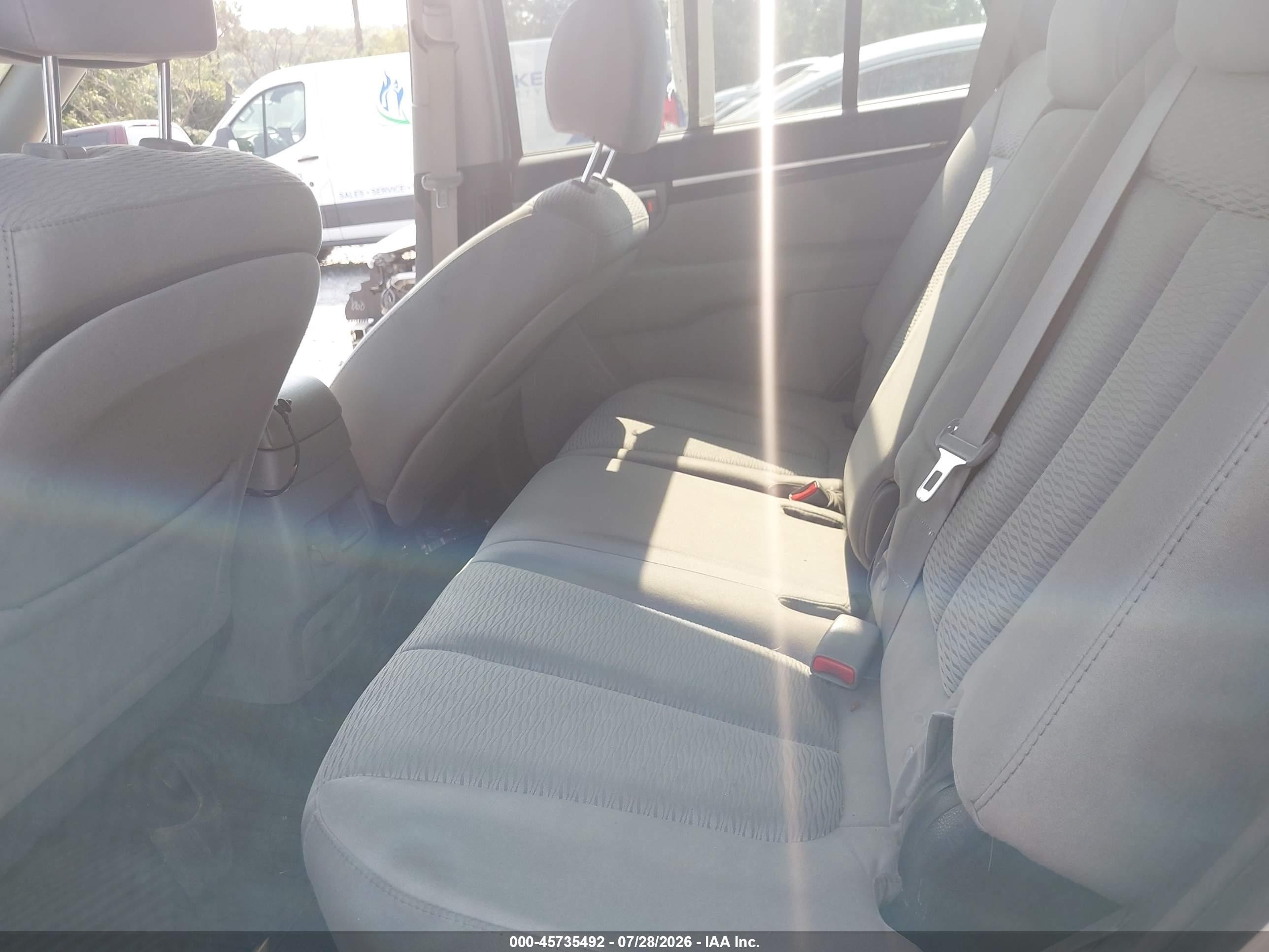 2009 Hyundai Santa Fe Gls Серебряный vin: 5NMSG13D69H234455