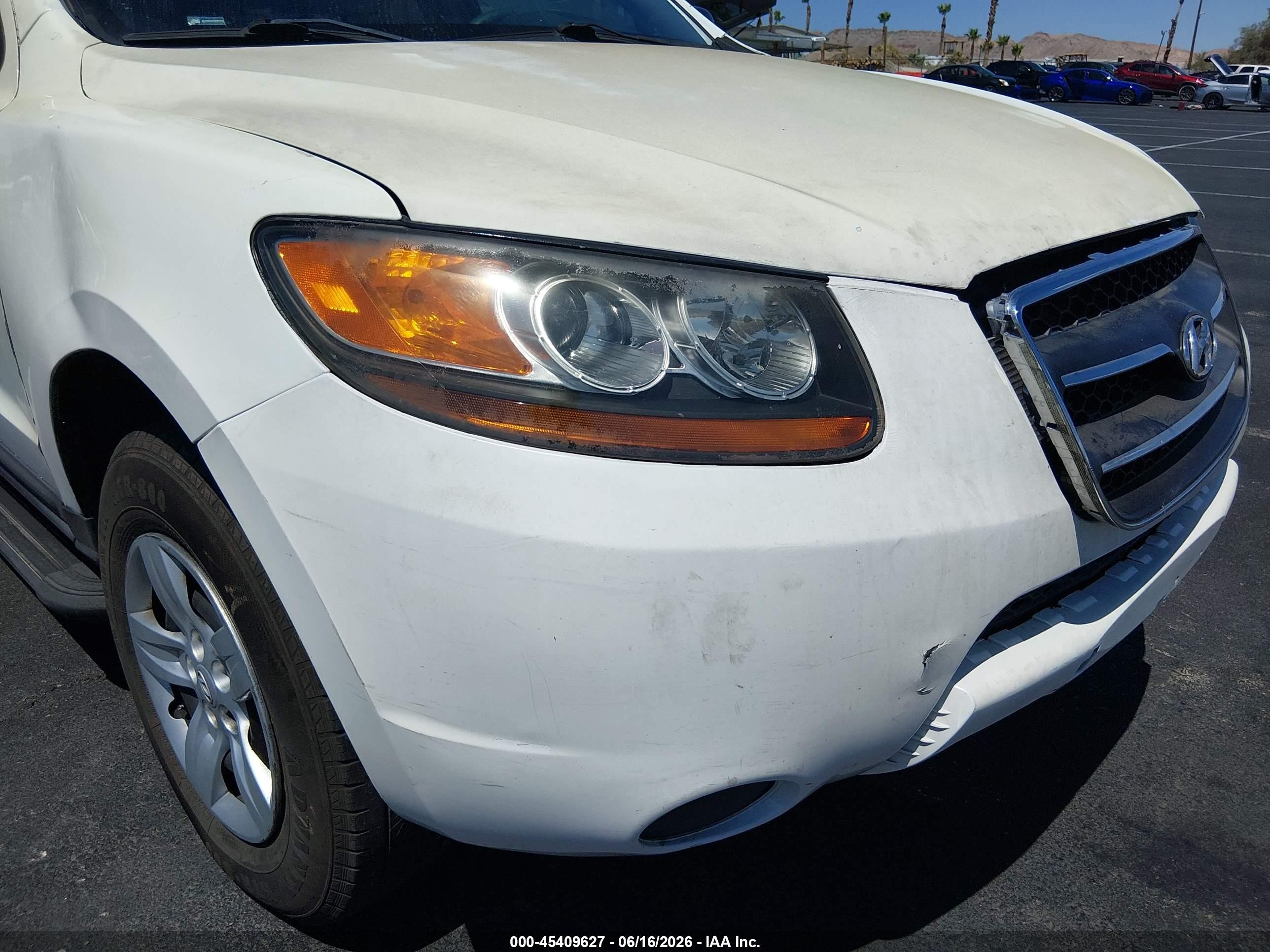 2009 Hyundai Santa Fe Gls White vin: 5NMSG13D69H287382