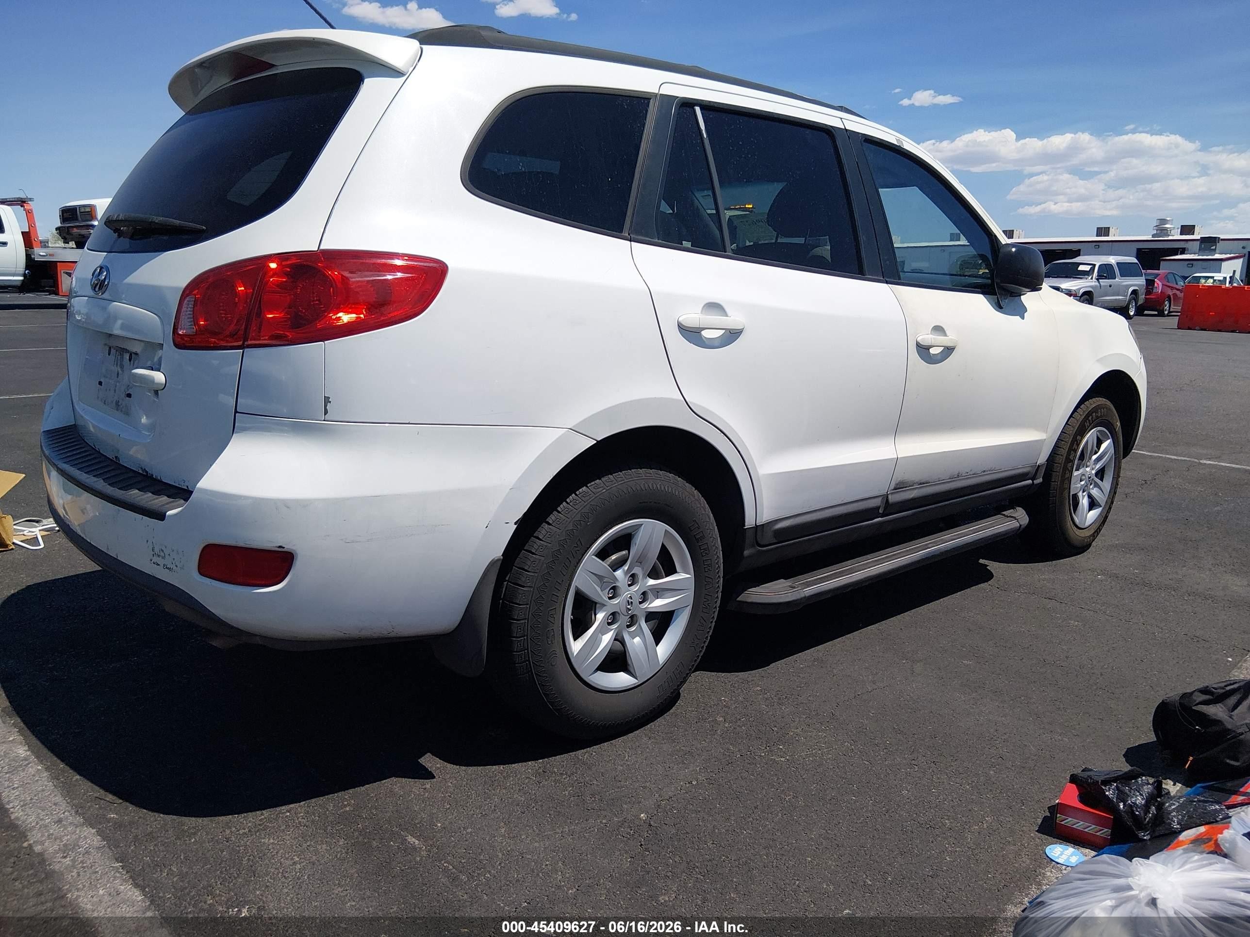 2009 Hyundai Santa Fe Gls White vin: 5NMSG13D69H287382