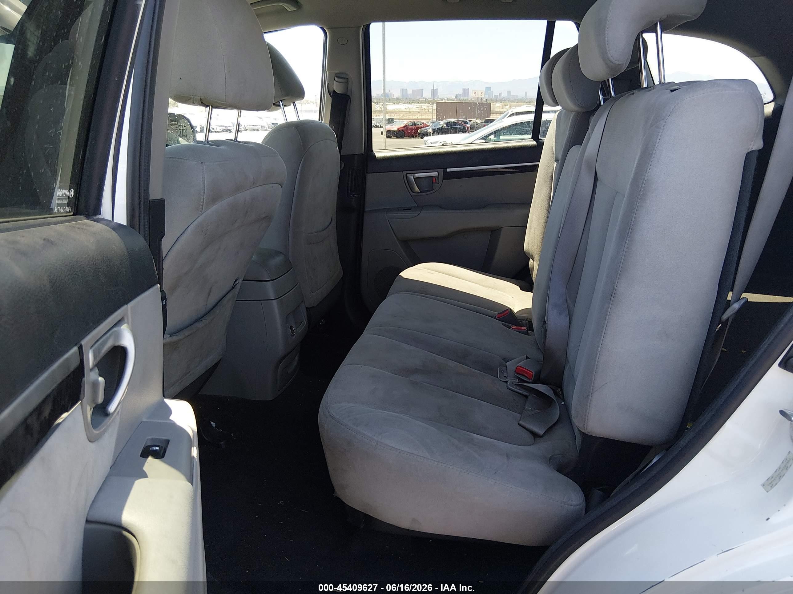 2009 Hyundai Santa Fe Gls White vin: 5NMSG13D69H287382