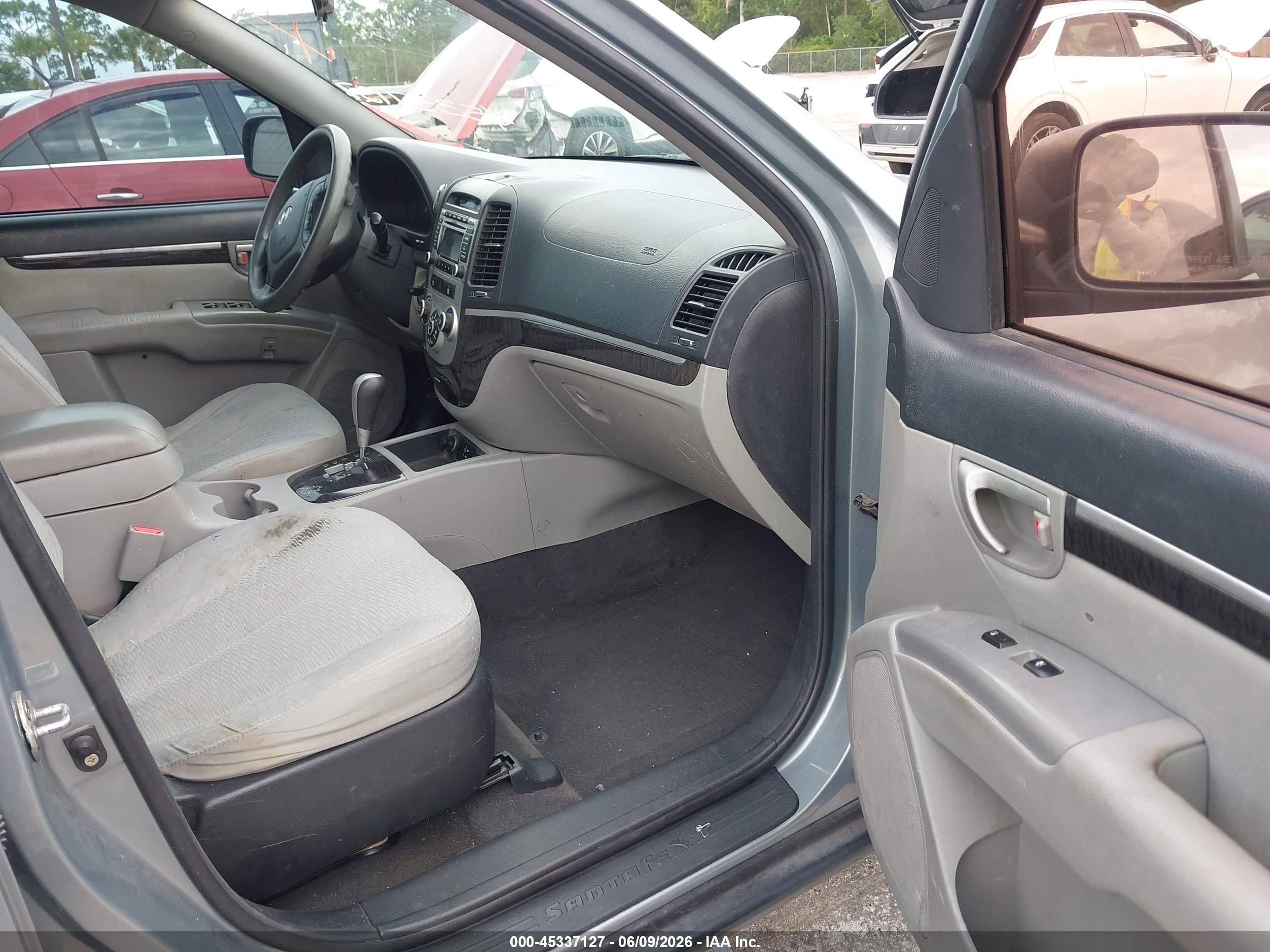 2009 Hyundai Santa Fe Gls Gray vin: 5NMSG13D69H300910