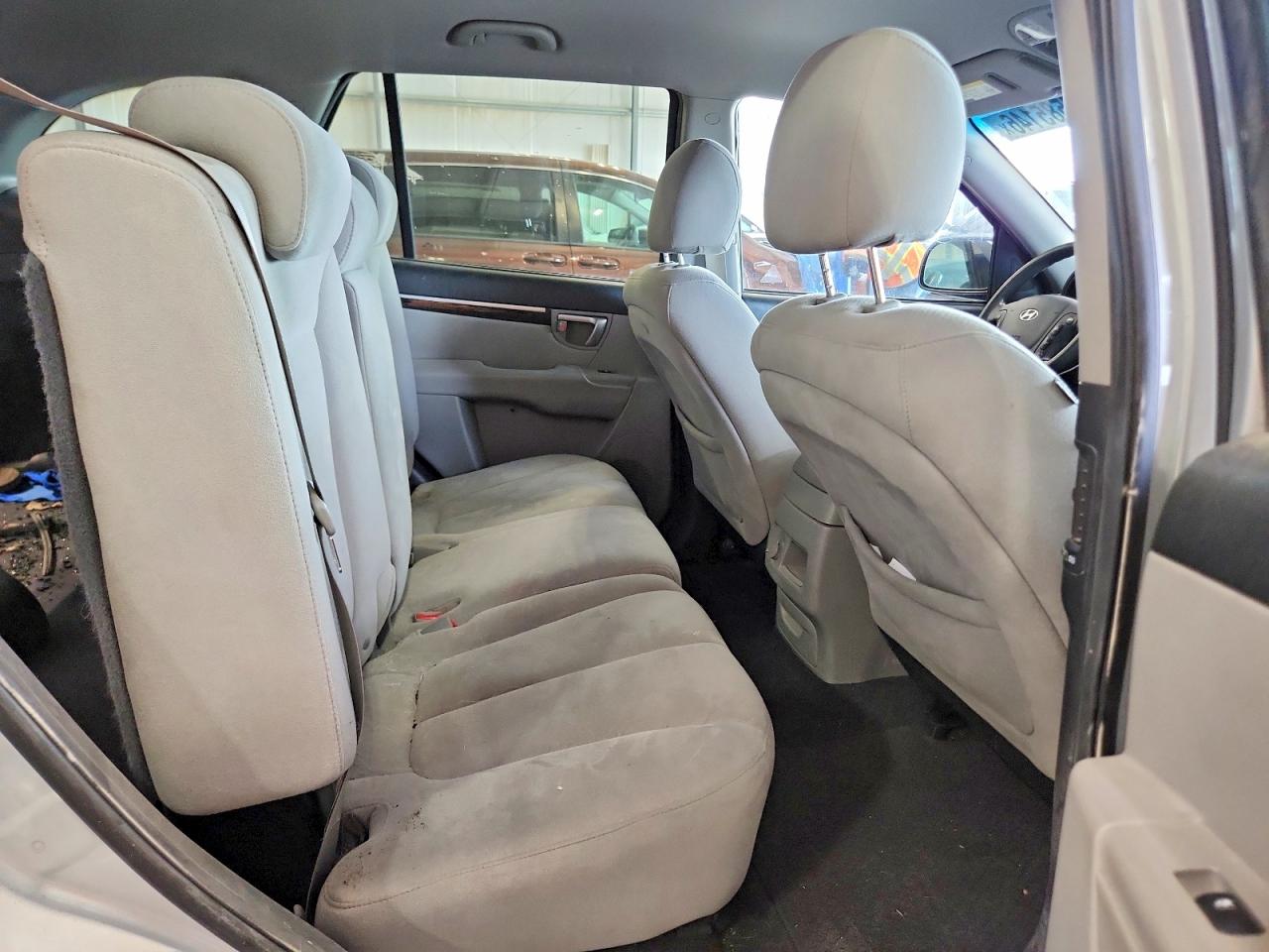 2009 Hyundai Santa Fe Gls Silver vin: 5NMSG13D69H311485