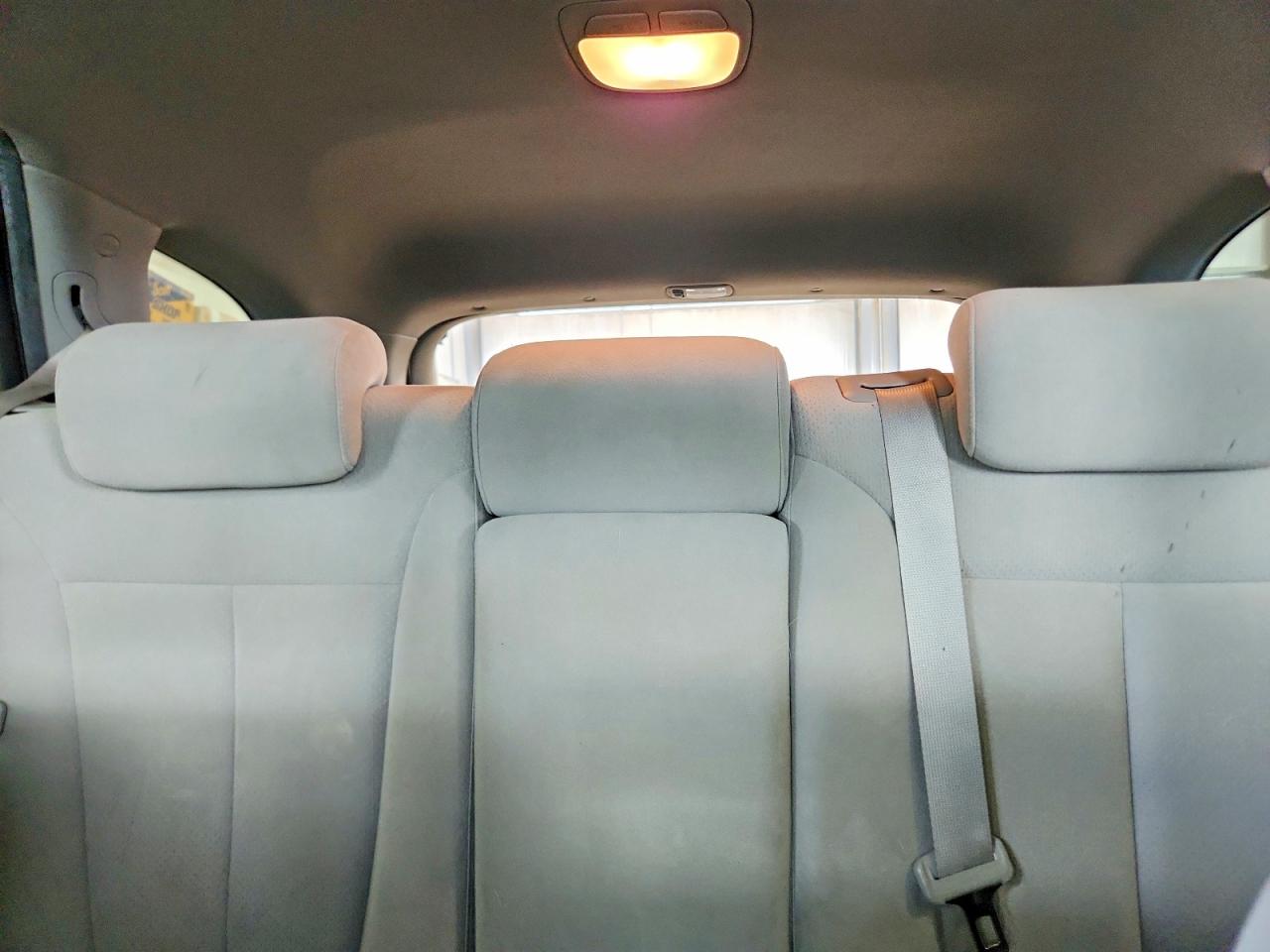 2009 Hyundai Santa Fe Gls Silver vin: 5NMSG13D69H311485