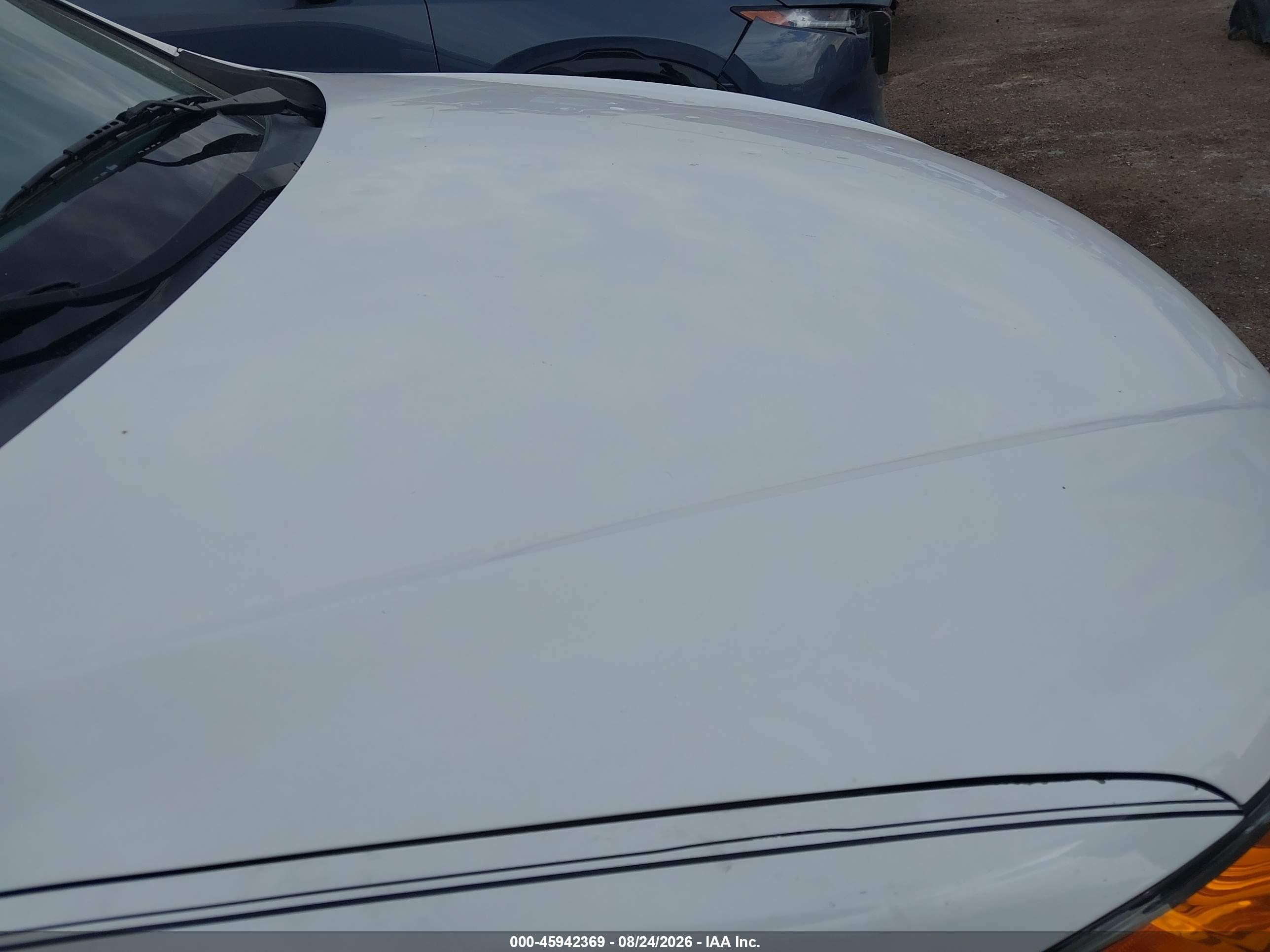 2008 Hyundai Santa Fe Gls White vin: 5NMSG13D88H152628
