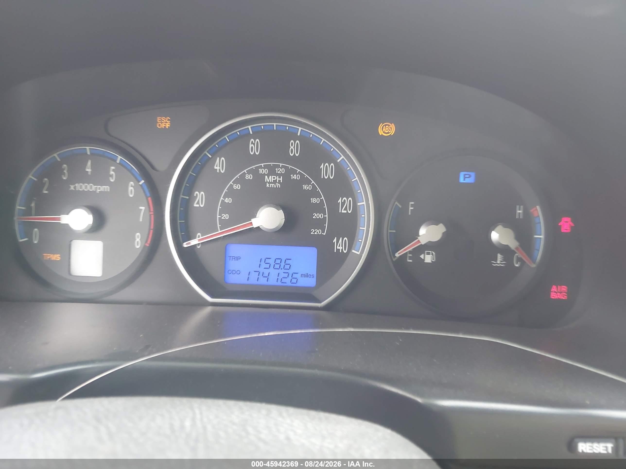 2008 Hyundai Santa Fe Gls White vin: 5NMSG13D88H152628