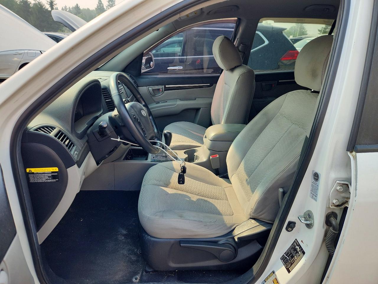 2009 Hyundai Santa Fe Gls White vin: 5NMSG13D89H284192