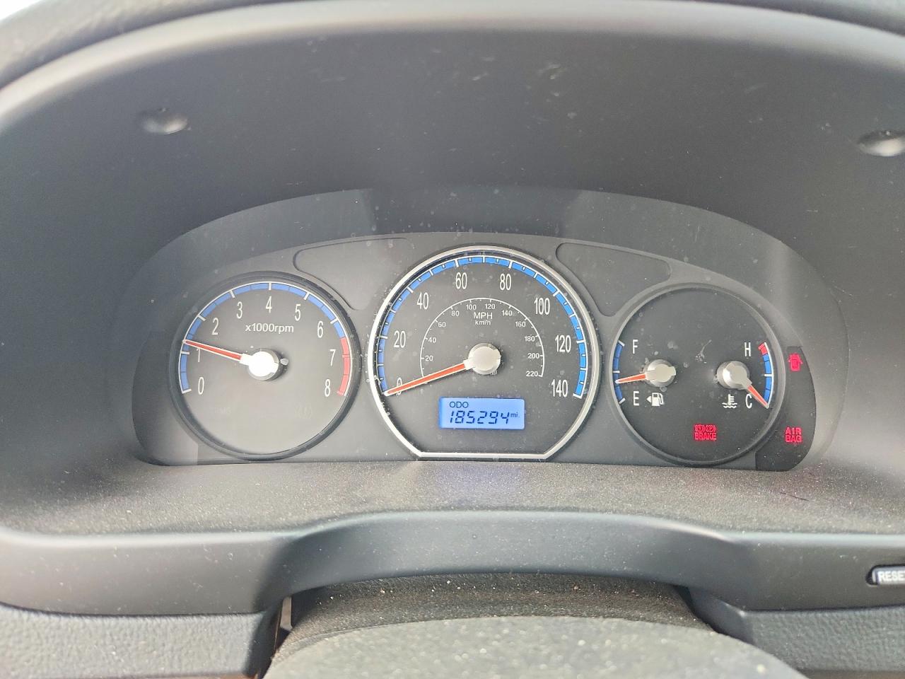 2009 Hyundai Santa Fe Blue vin: 5NMSG13D89H332631