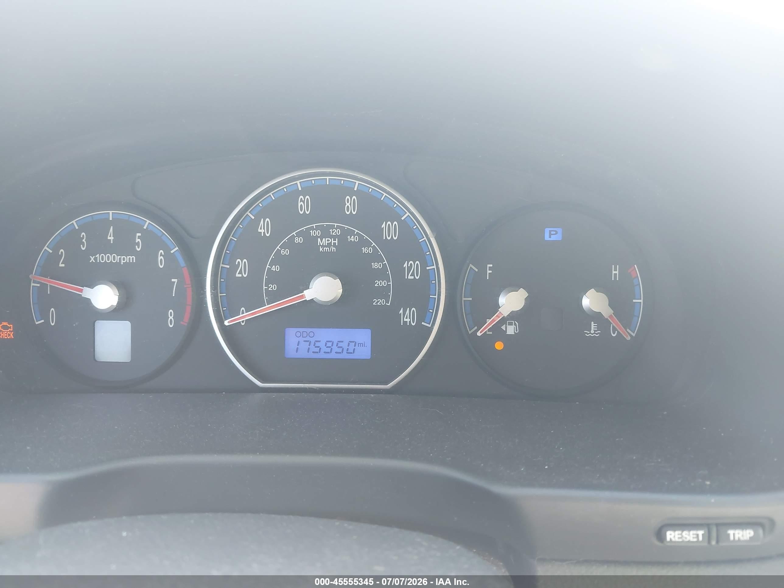 2007 Hyundai Santa Fe Gls Silver vin: 5NMSG13DX7H063657