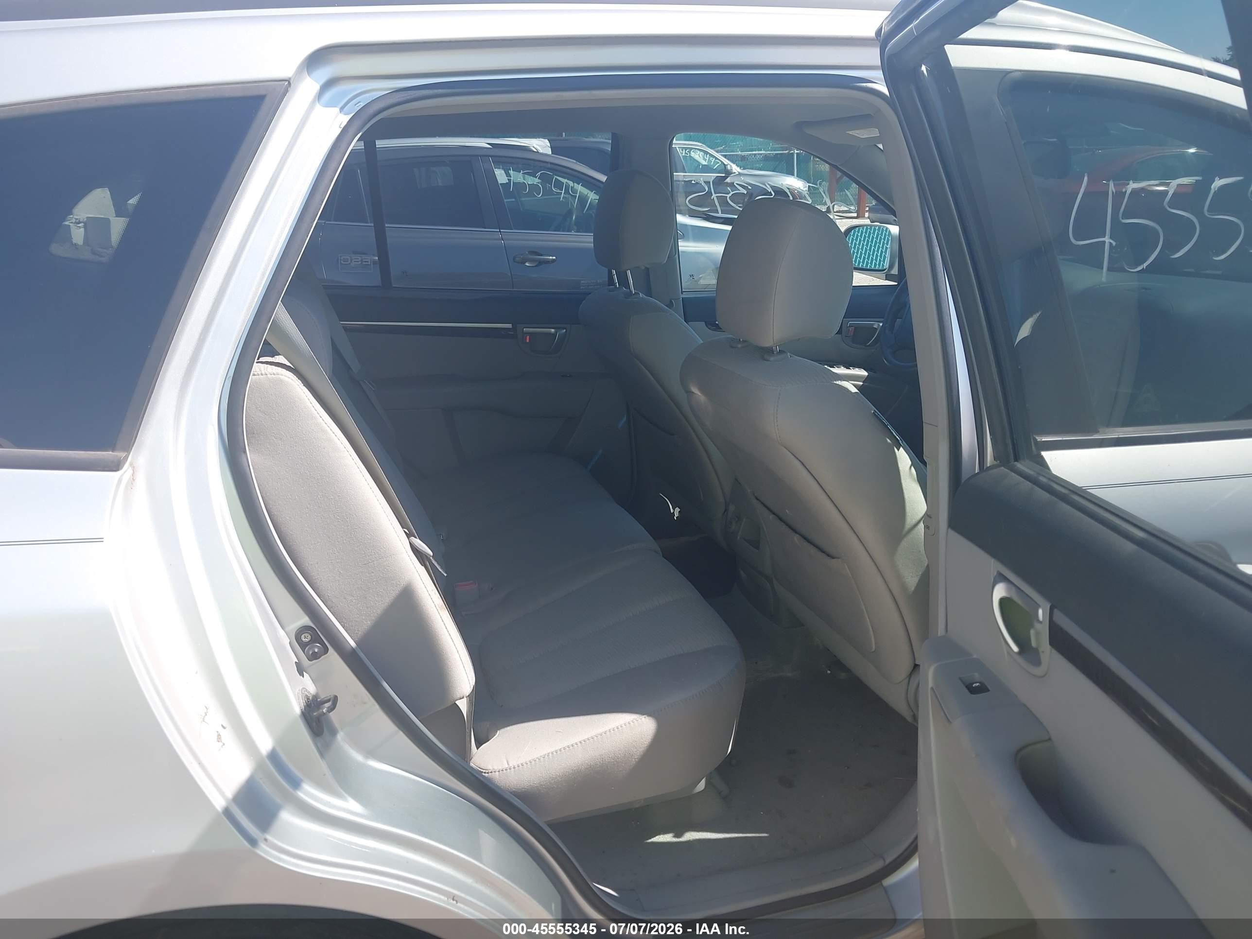 2007 Hyundai Santa Fe Gls Silver vin: 5NMSG13DX7H063657