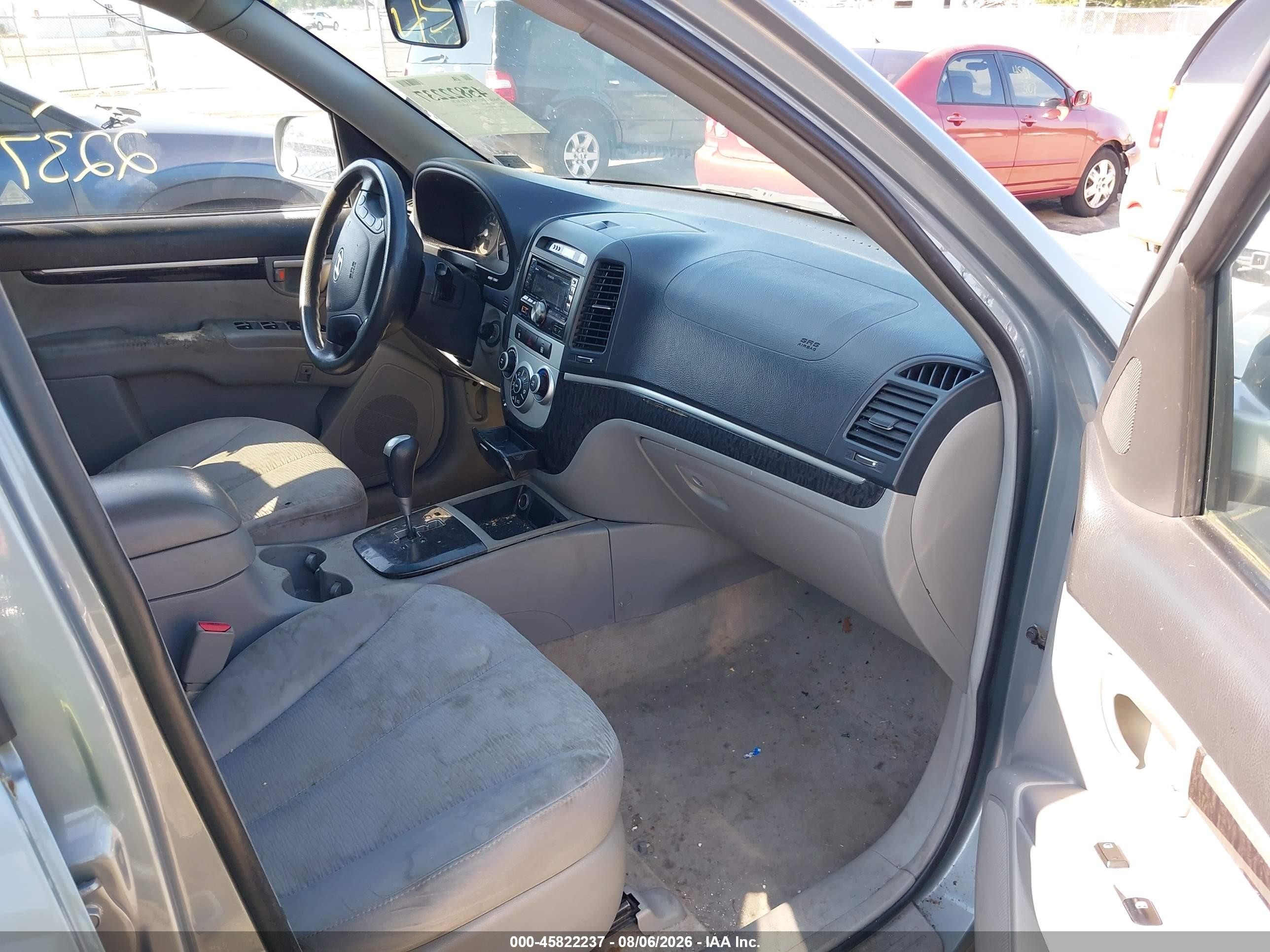 2008 Hyundai Santa Fe Gls Silver vin: 5NMSG13DX8H177904