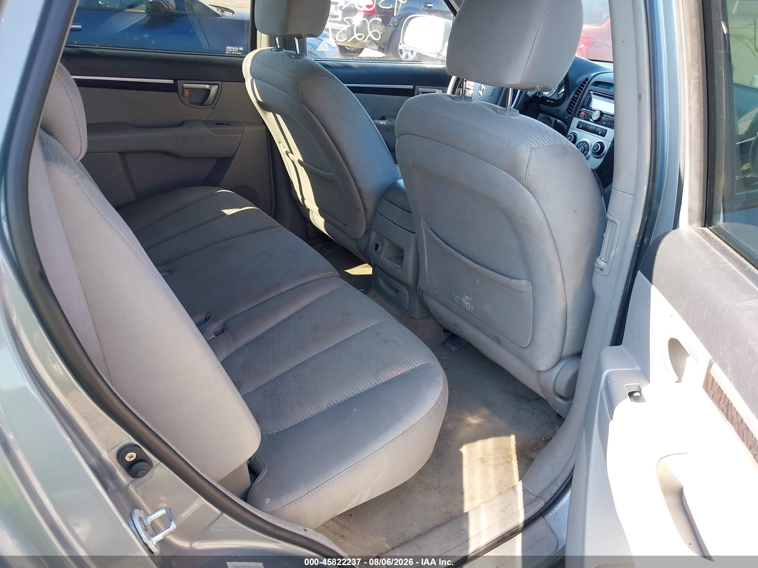 2008 Hyundai Santa Fe Gls Silver vin: 5NMSG13DX8H177904