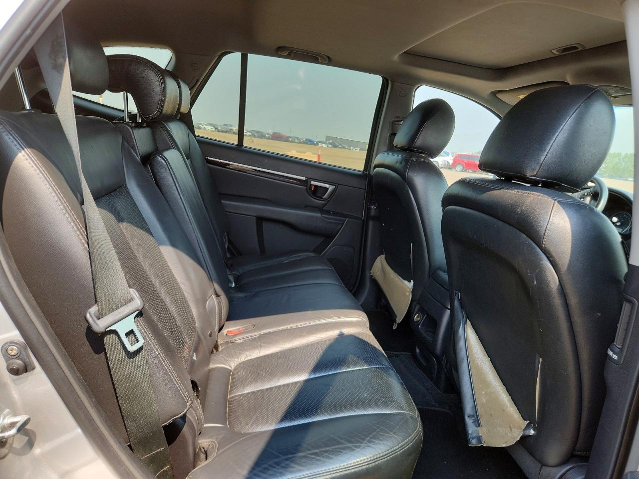 2008 Hyundai Santa Fe Gl Silver vin: 5NMSG13E78H171518