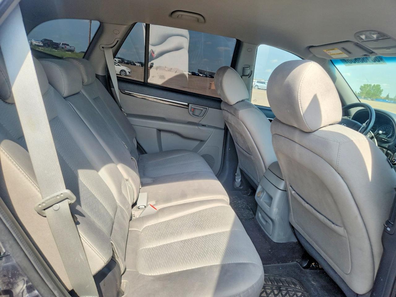 2009 Hyundai Santa Fe Gl Gray vin: 5NMSG13E89H275968