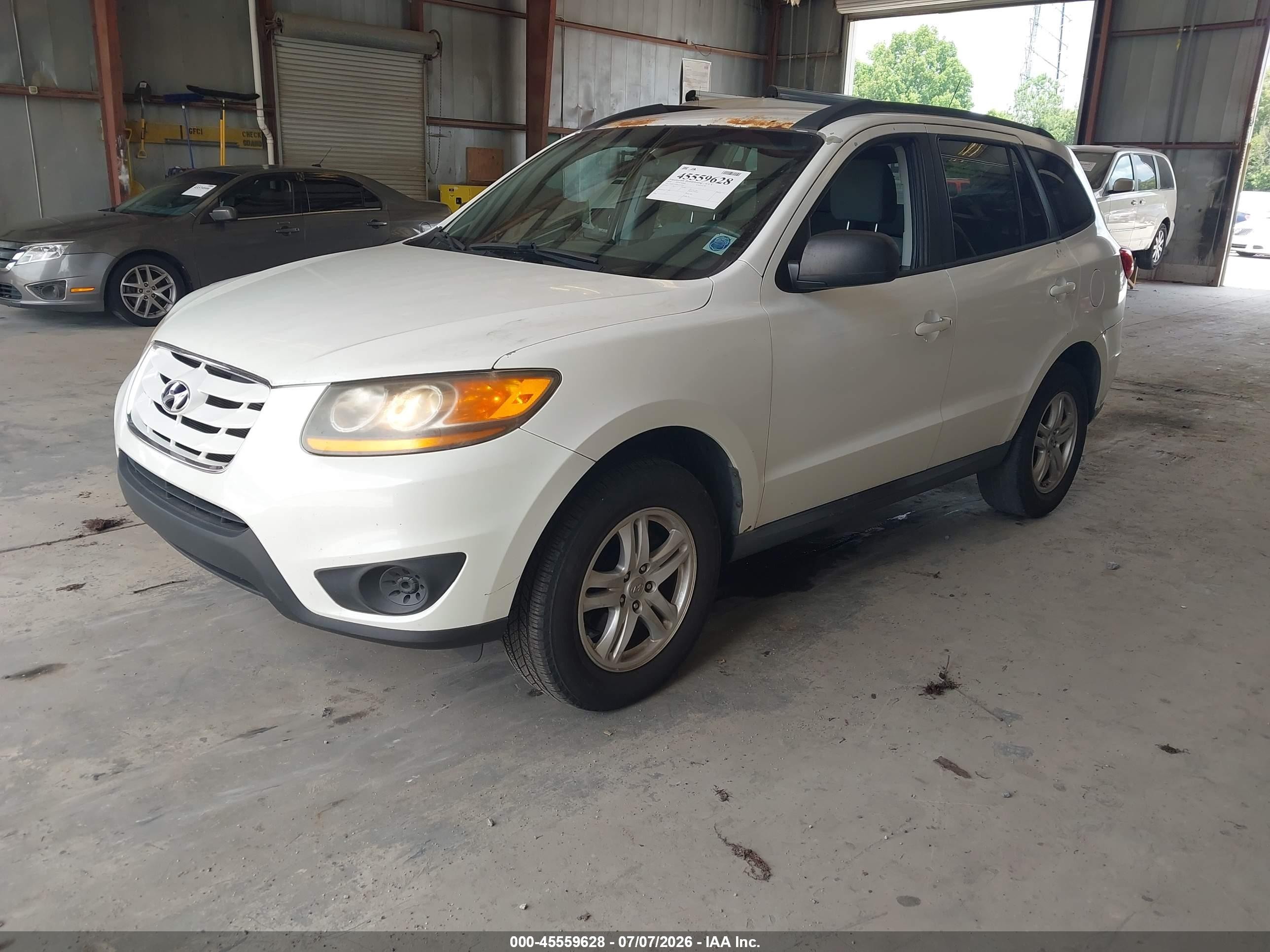 2010 Hyundai Santa Fe Gls White vin: 5NMSG3AB0AH354401