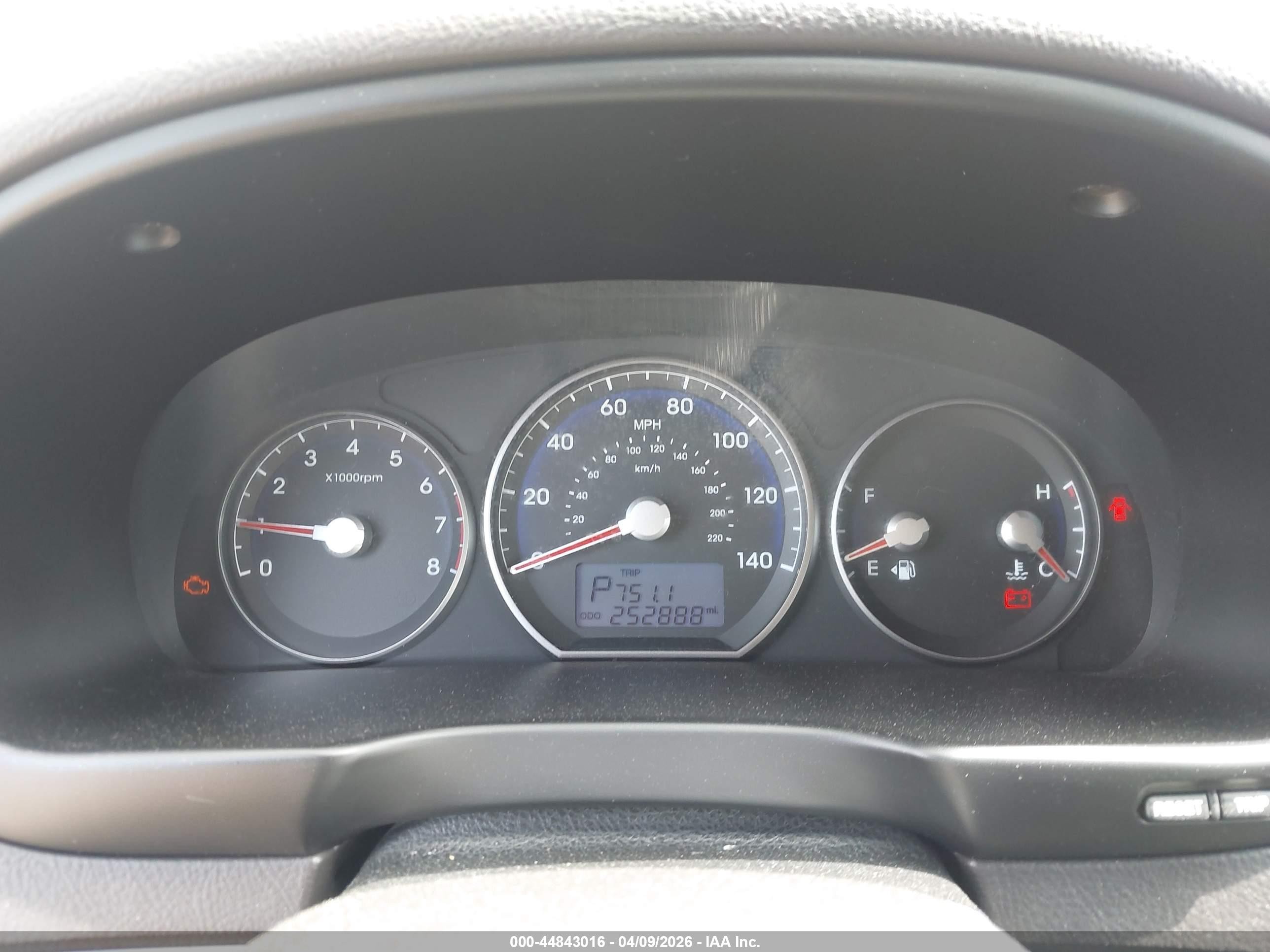 2010 Hyundai Santa Fe Gls Gray vin: 5NMSG3AB1AH337171