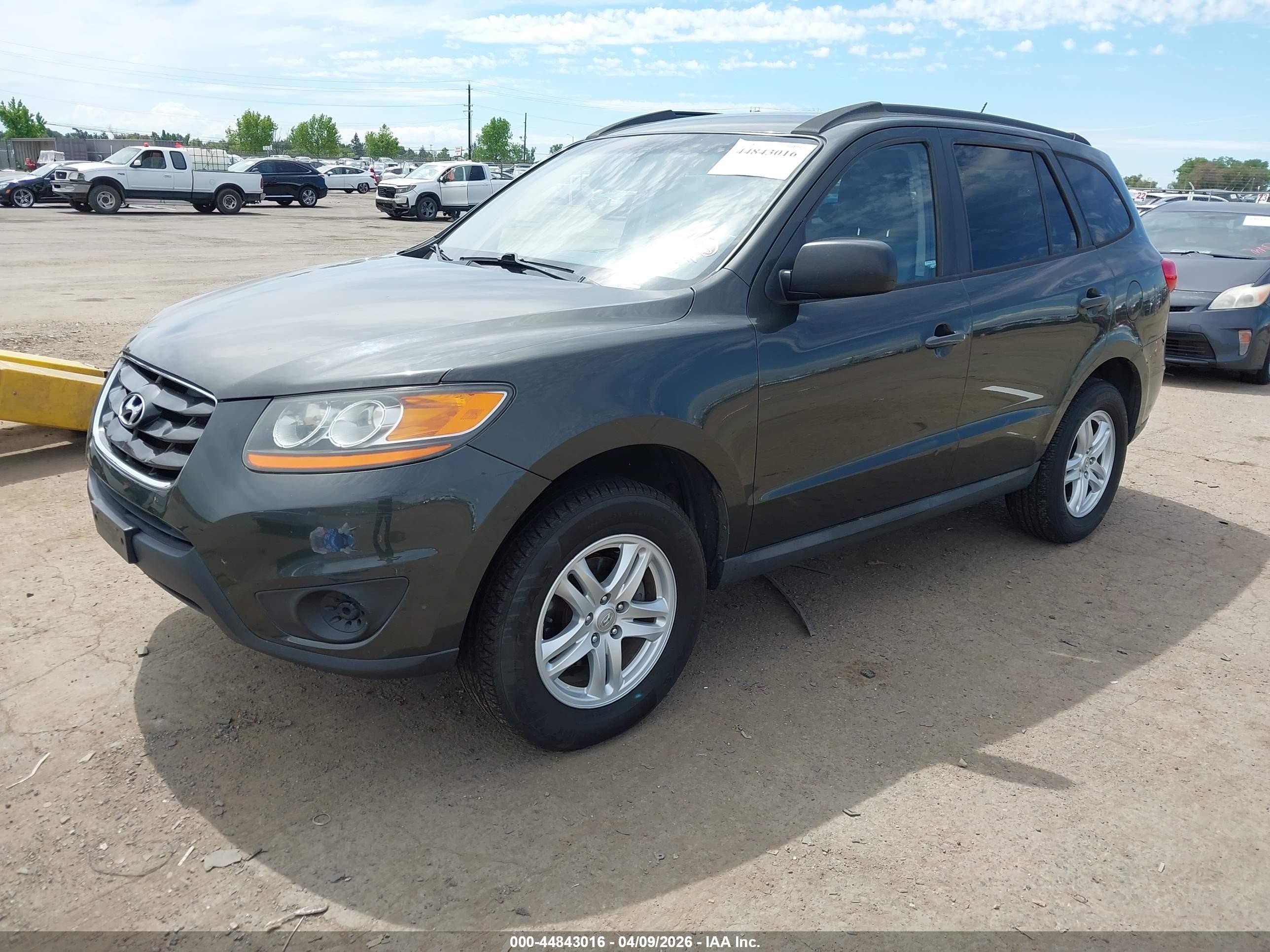 2010 Hyundai Santa Fe Gls Gray vin: 5NMSG3AB1AH337171