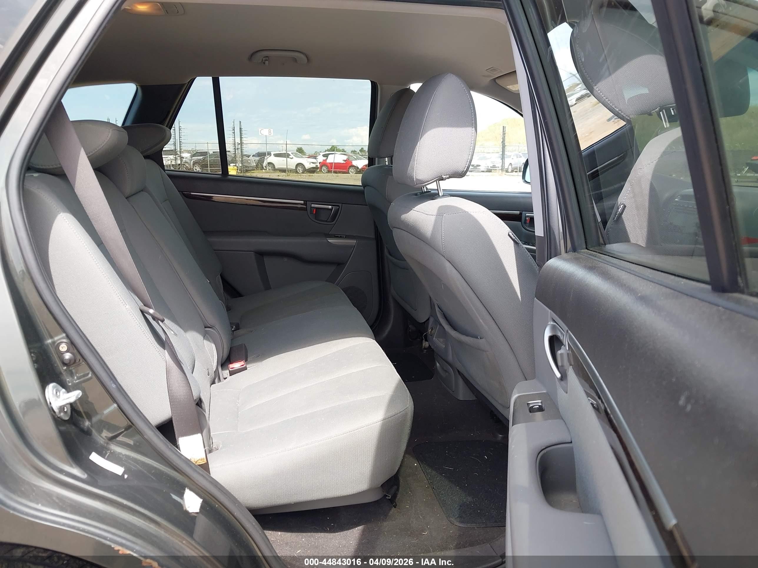 2010 Hyundai Santa Fe Gls Gray vin: 5NMSG3AB1AH337171