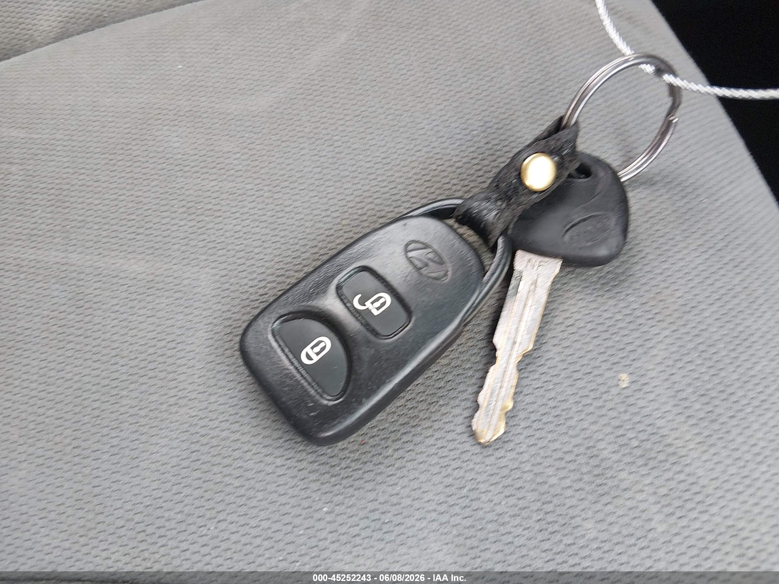 2010 Hyundai Santa Fe Gls Серебряный vin: 5NMSG3AB1AH364760