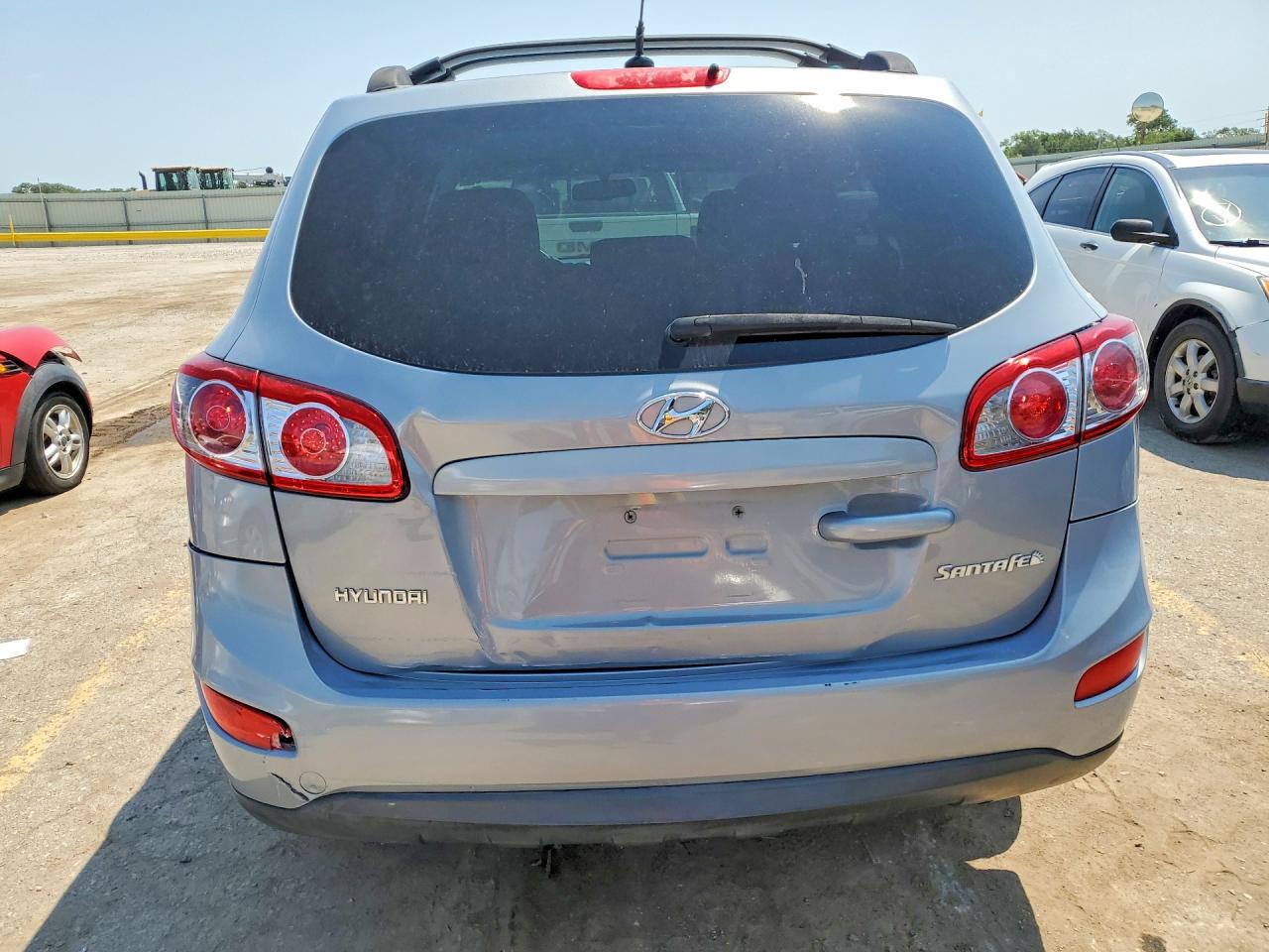 2010 Hyundai Santa Fe Gls Silver vin: 5NMSG3AB1AH412063