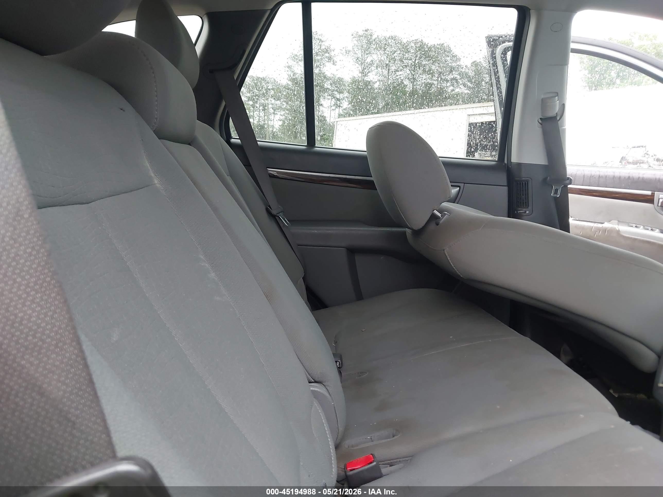 2010 Hyundai Santa Fe Gls Silver vin: 5NMSG3AB3AH342632