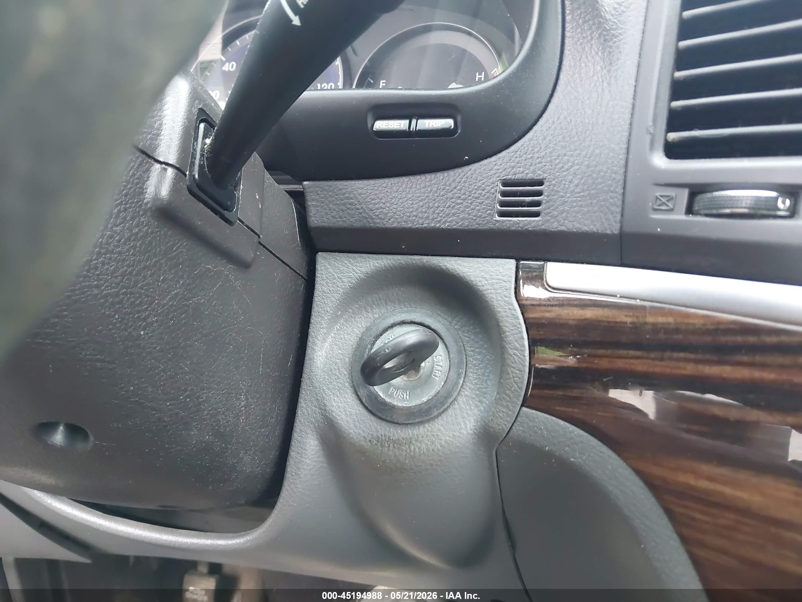 2010 Hyundai Santa Fe Gls Silver vin: 5NMSG3AB3AH342632