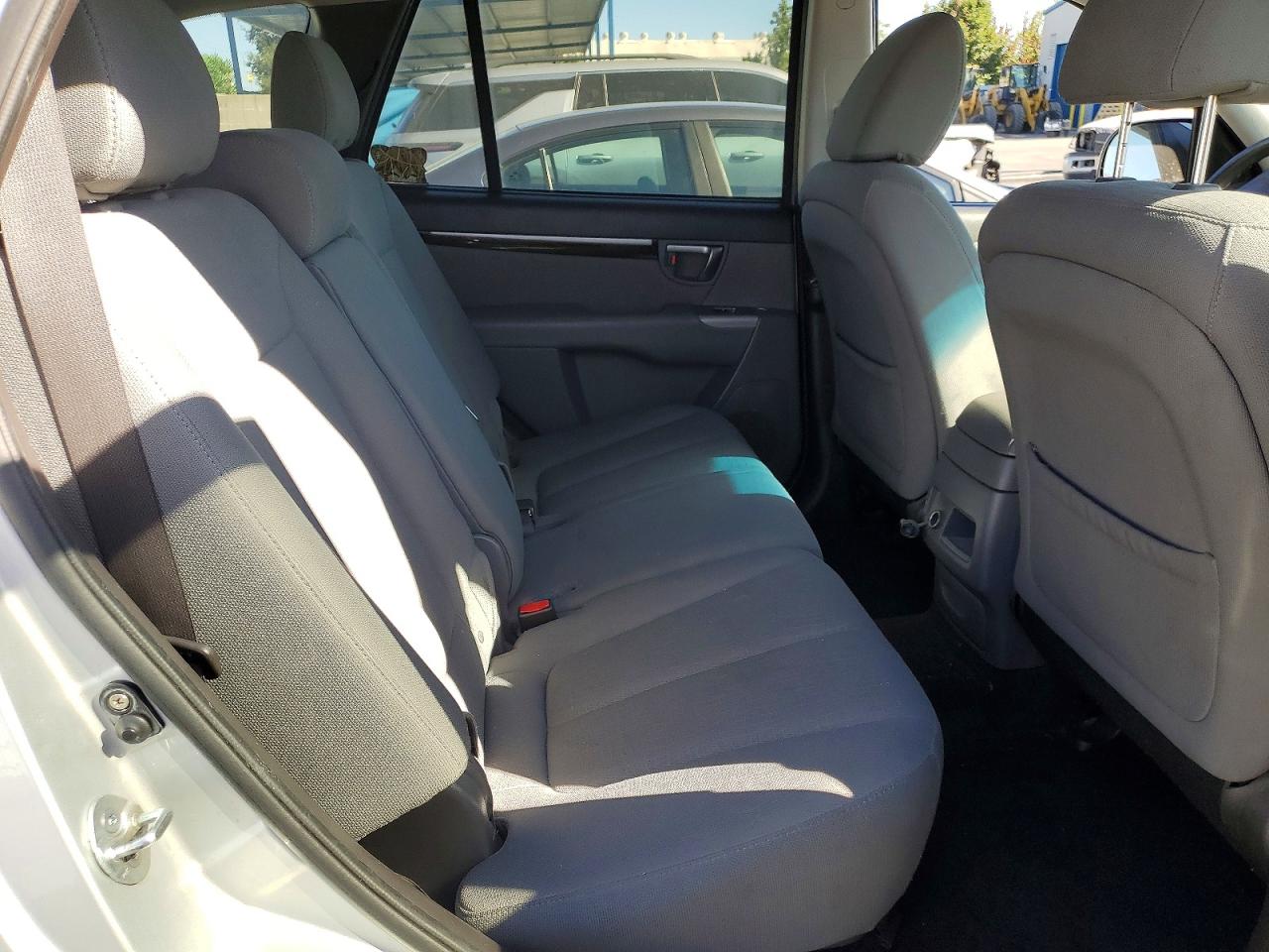 2010 Hyundai Santa Fe Gls Silver vin: 5NMSG3AB3AH343909