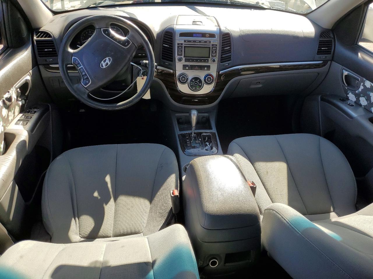 2010 Hyundai Santa Fe Gls Silver vin: 5NMSG3AB3AH343909
