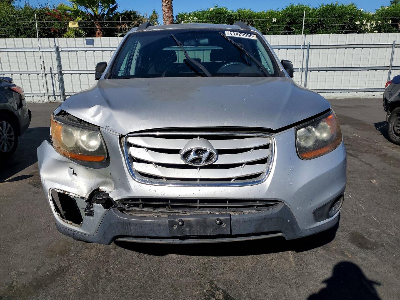 2010 Hyundai Santa Fe Gls Silver vin: 5NMSG3AB3AH343909